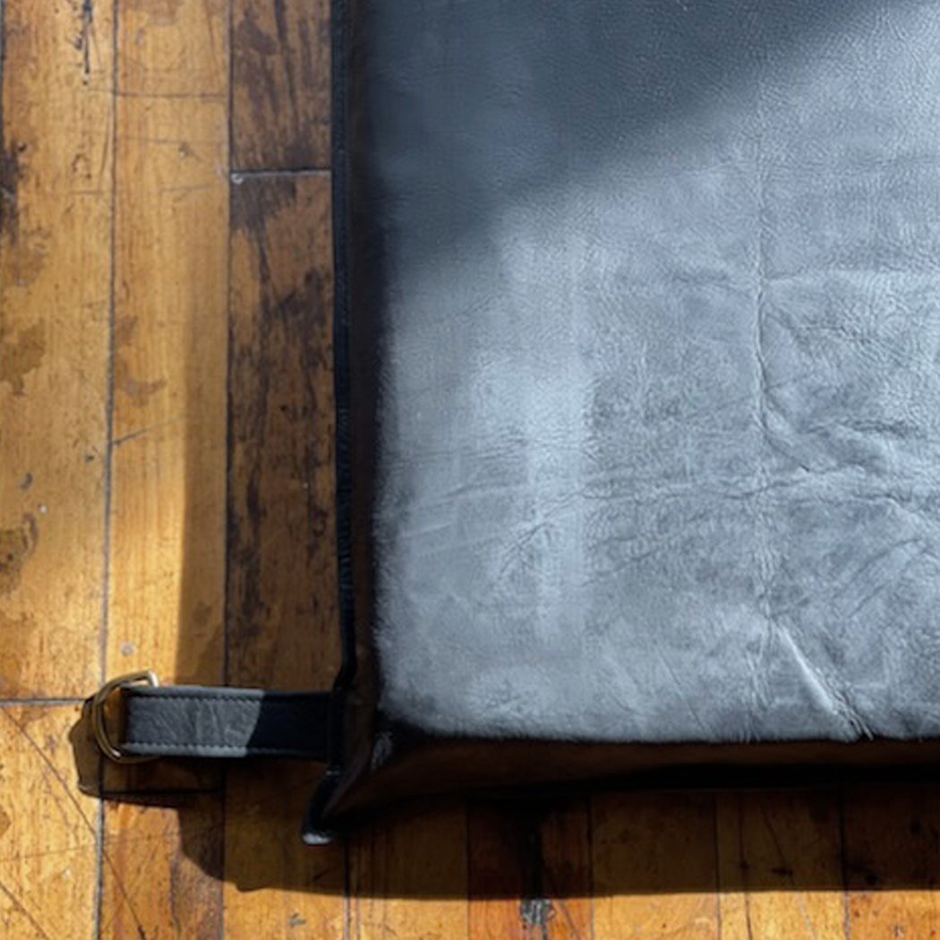 Classic Black Leather Headboard | Wall Mount Leather Bed - headboardH|F Atelierneed verificationHUNTEDFOX - Classic Black Leather Headboard | Wall Mount Leather Bed (Copy) - headboardH|F AtelierShopify CollectiveHUNTEDFOX - H|F Signature Classic Black Leather Headboard - HUNTEDFOX