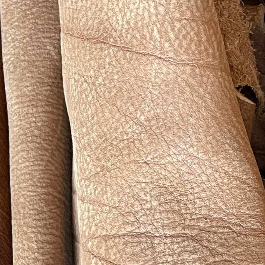 Classic Light Brown Tan Leather Headboard - Queen & Full - BrownclassicfurnitureHUNTEDFOX - H|F Signature Classic Light Brown Tan Leather Headboard - HUNTEDFOX