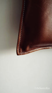 Seating | Custom Leather Kitchen & Dining Bench Seats - furnitureH|F AtelierSEATINGHUNTEDFOX - Seating | Custom Leather Kitchen & Dining Bench Seats
