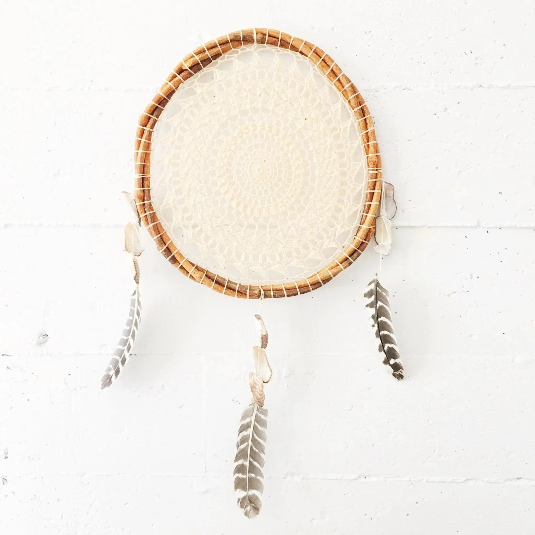 Crème Crochet Dreamcatcher - HUNTEDFOX