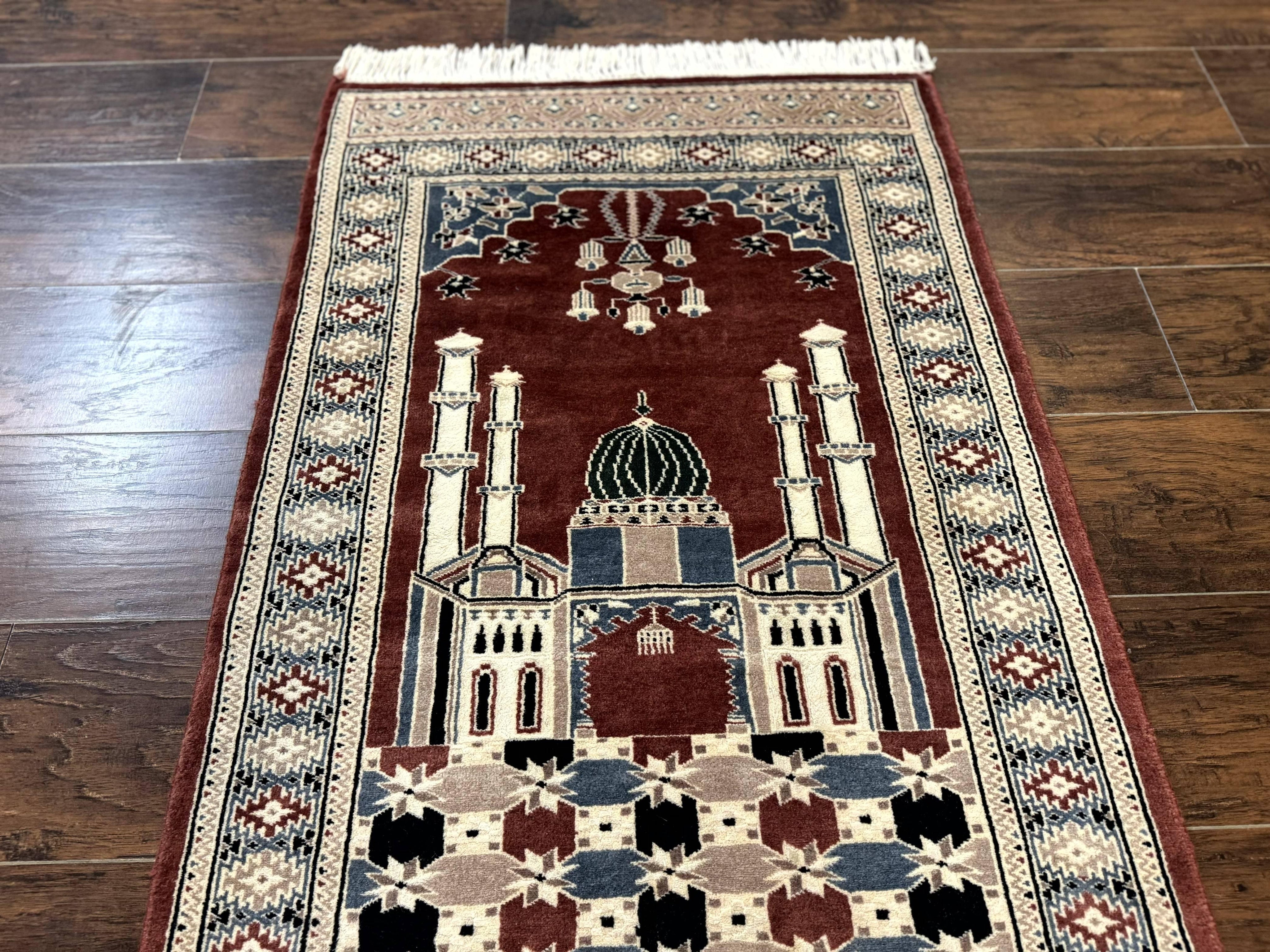Small Pakistani Bokhara Prayer Rug 2.7 x 4