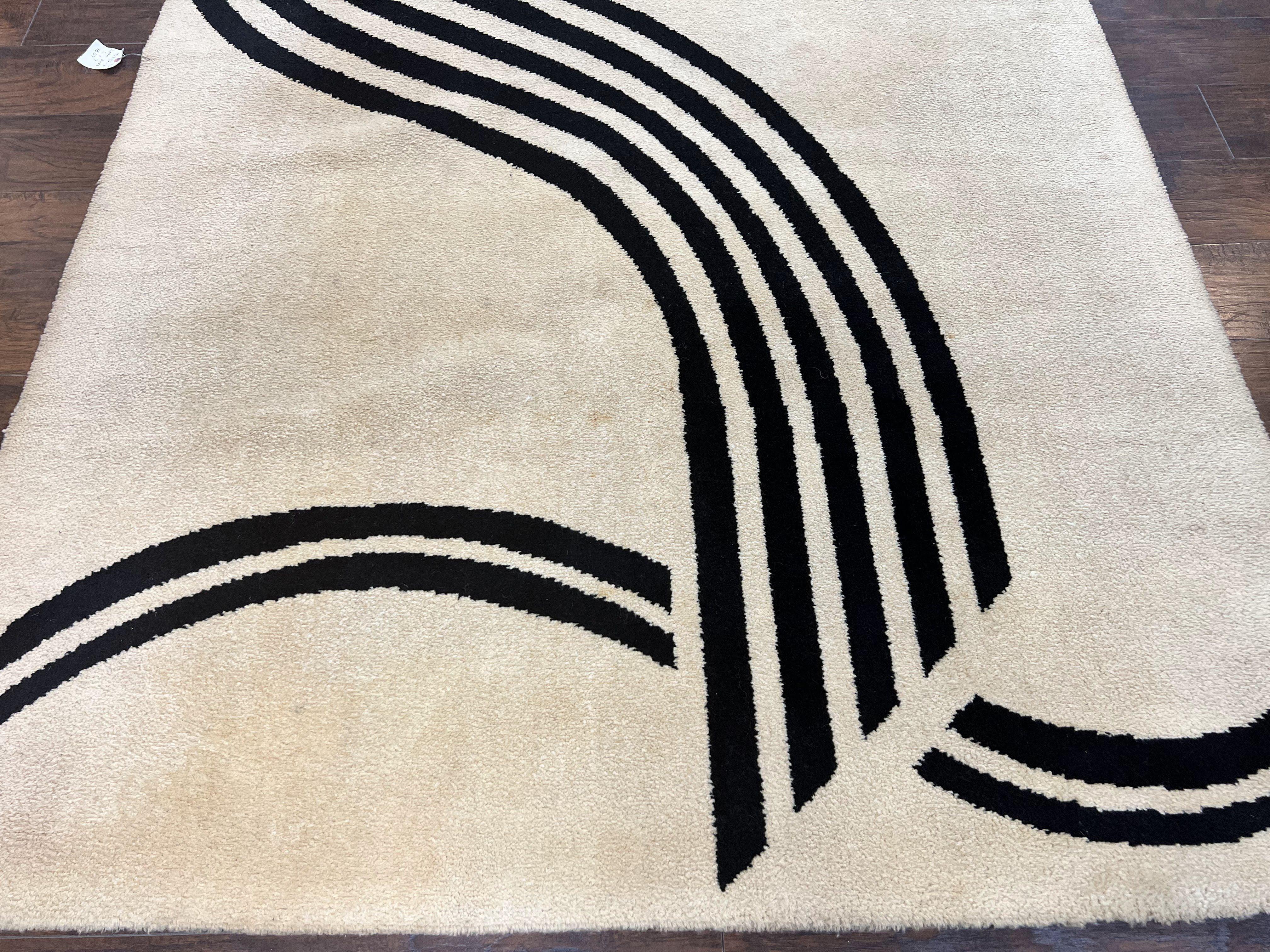 Modern Rug 6x9, Cream and Black, Abstract Pattern