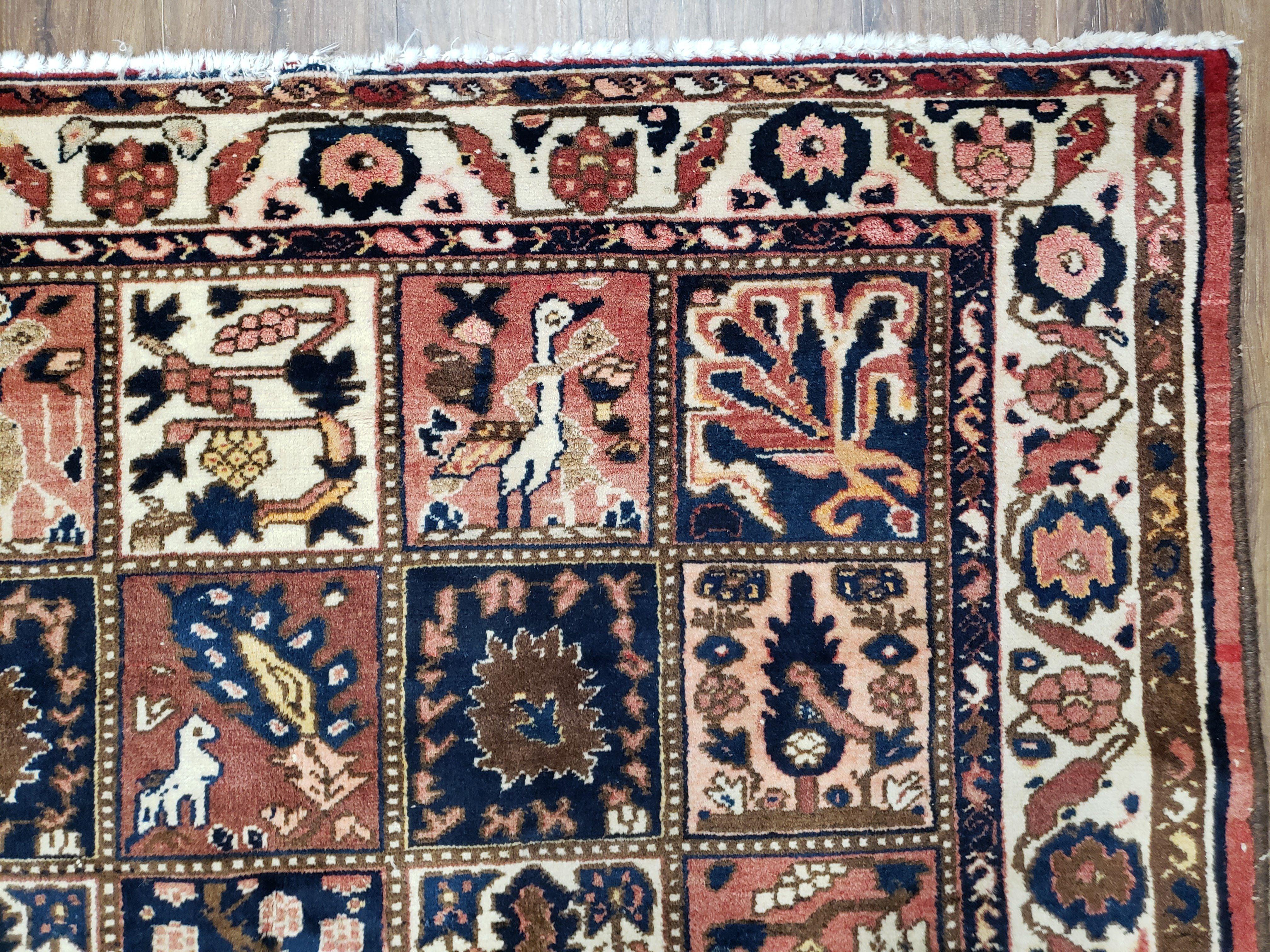 Antique Persian Bakhtiari Rug circa 1920s, Kheshti Panel Design, Wool, Hand-Knotted, 5'3" x 10'