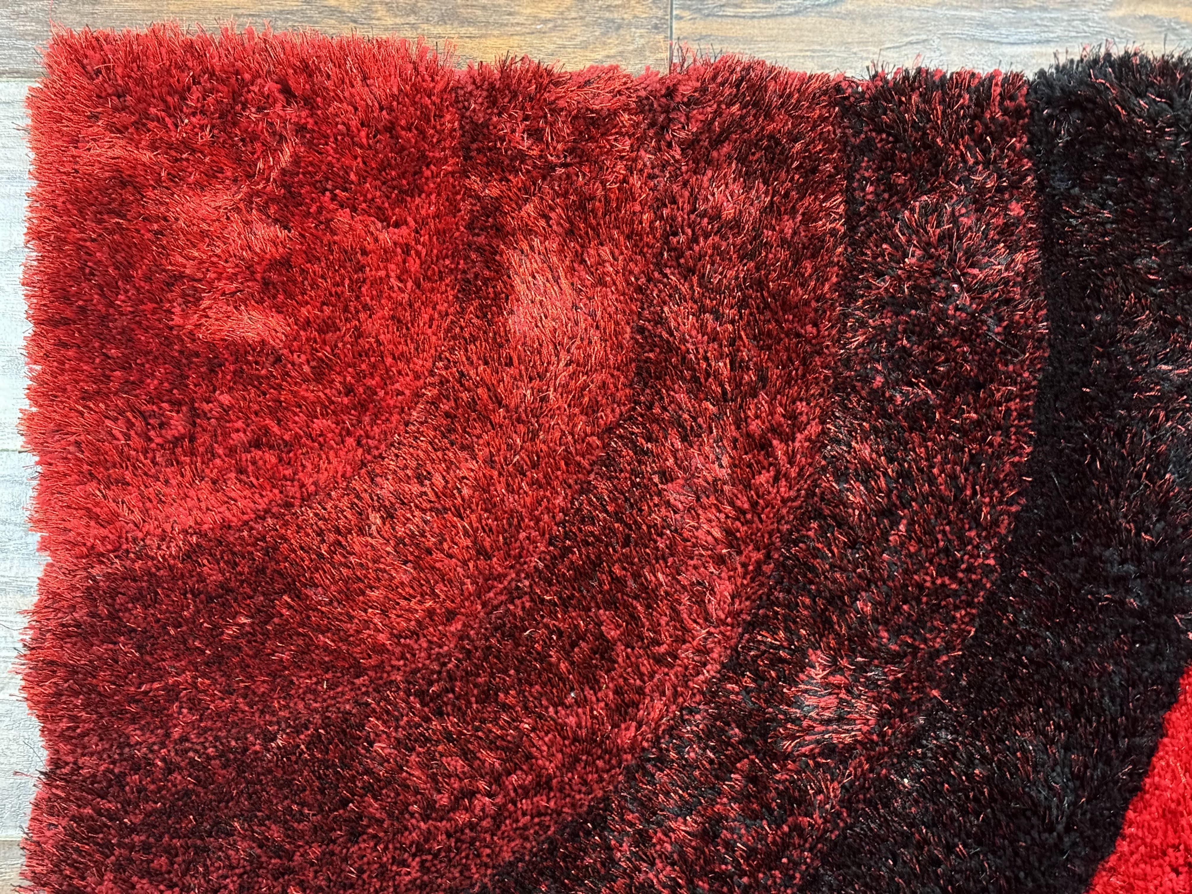 Red and Black Shag Rug 5x7, Pair A