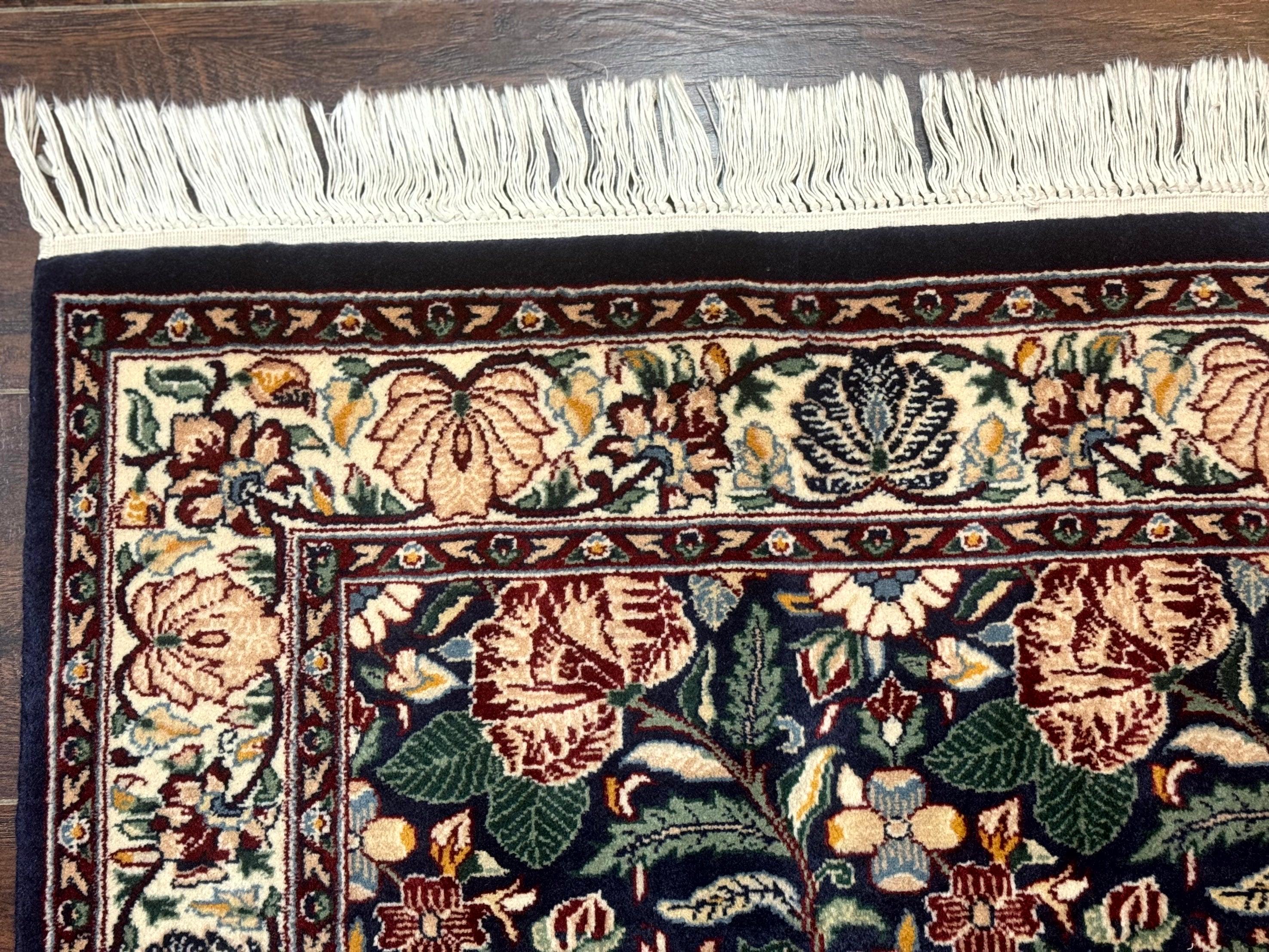 Square Pak Persian Small Rug 2.7 x 2.7, William Morris Design, Dark Green, Floral, Handmade