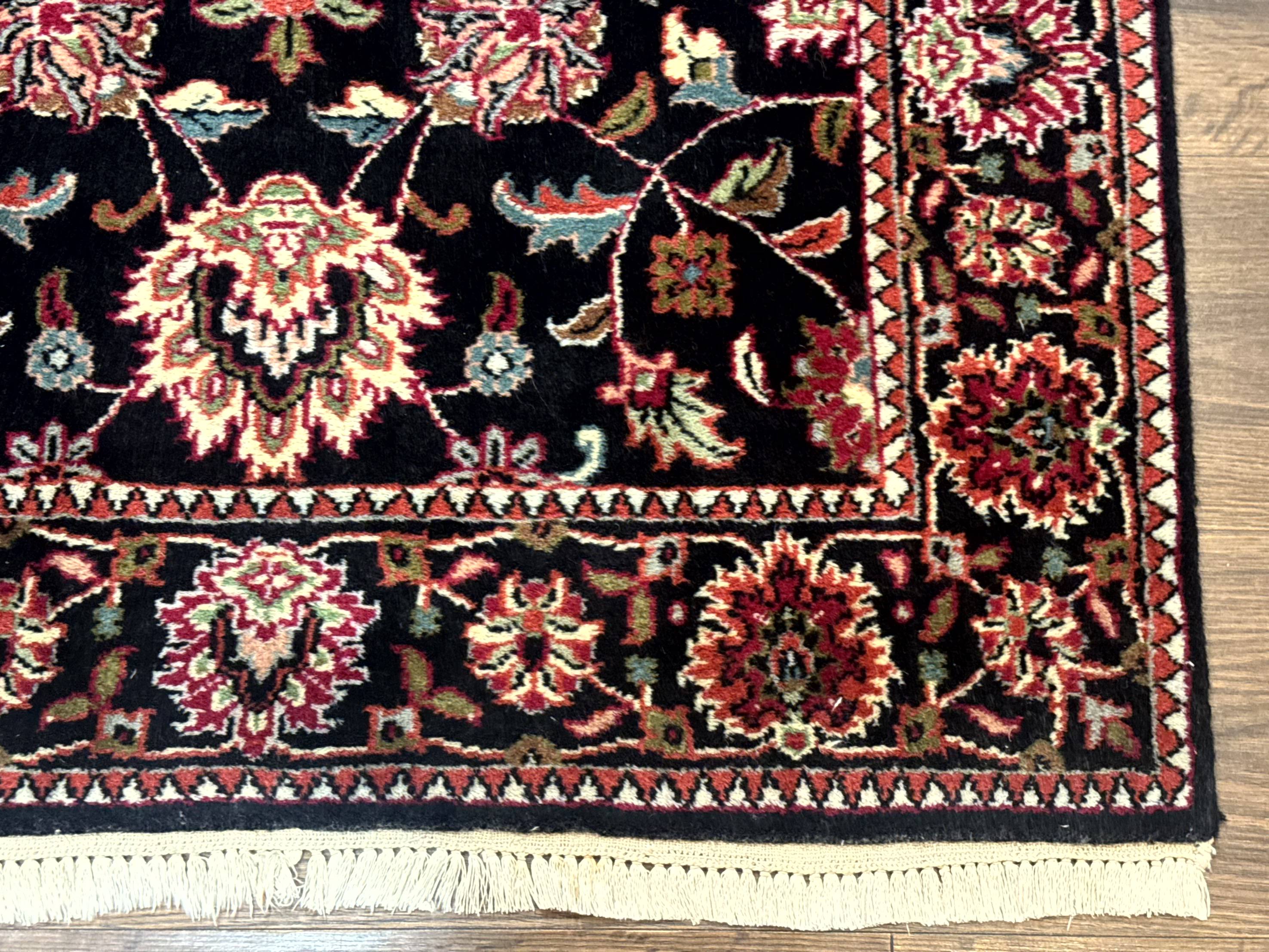 Indo Persian Sarouk Rug 3x5, Black Traditional Oriental Carpet