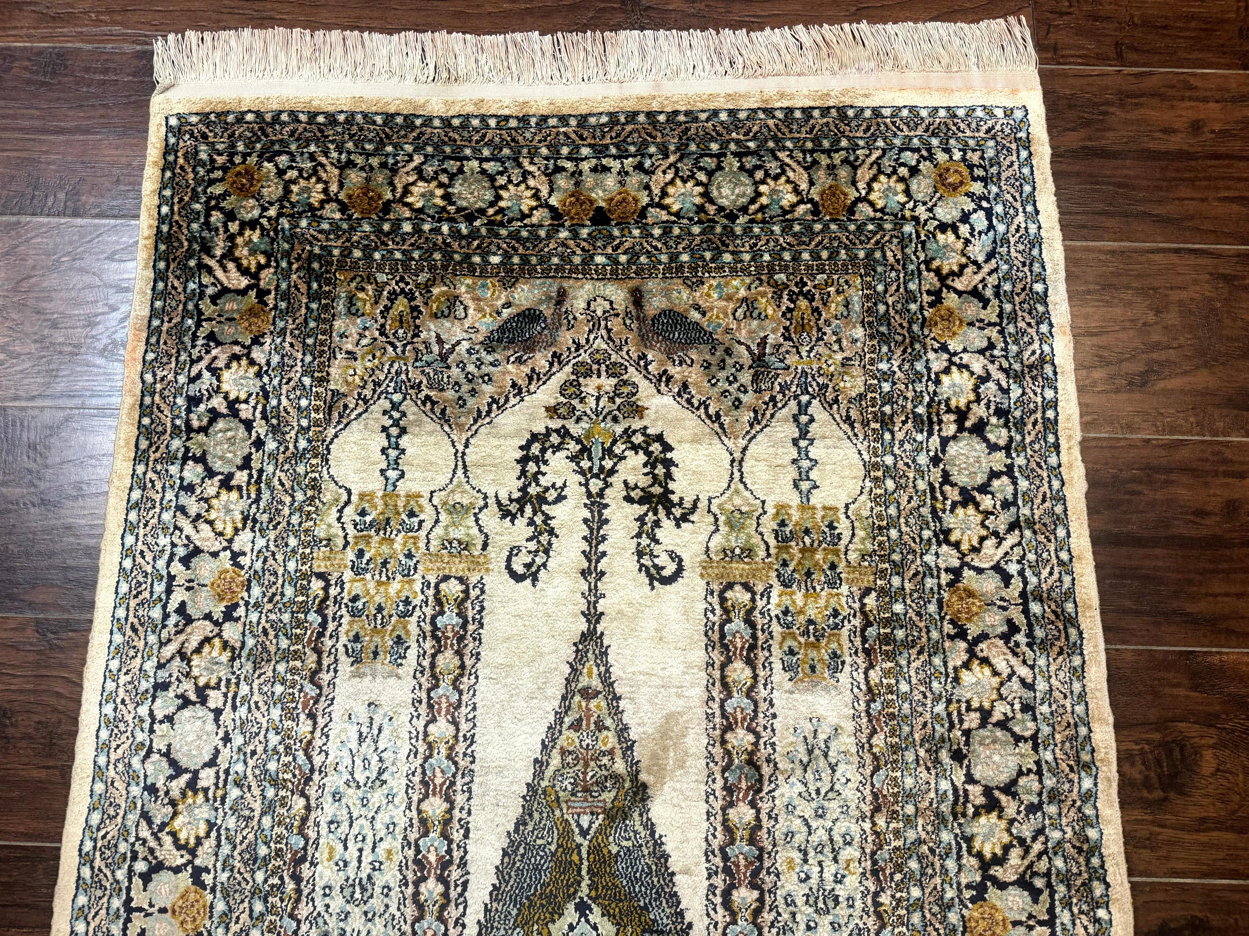 Silk Indian Kashmiri Rug 3x4, Very Fine 400 KPSI, Silk Prayer Rug, Handmade
