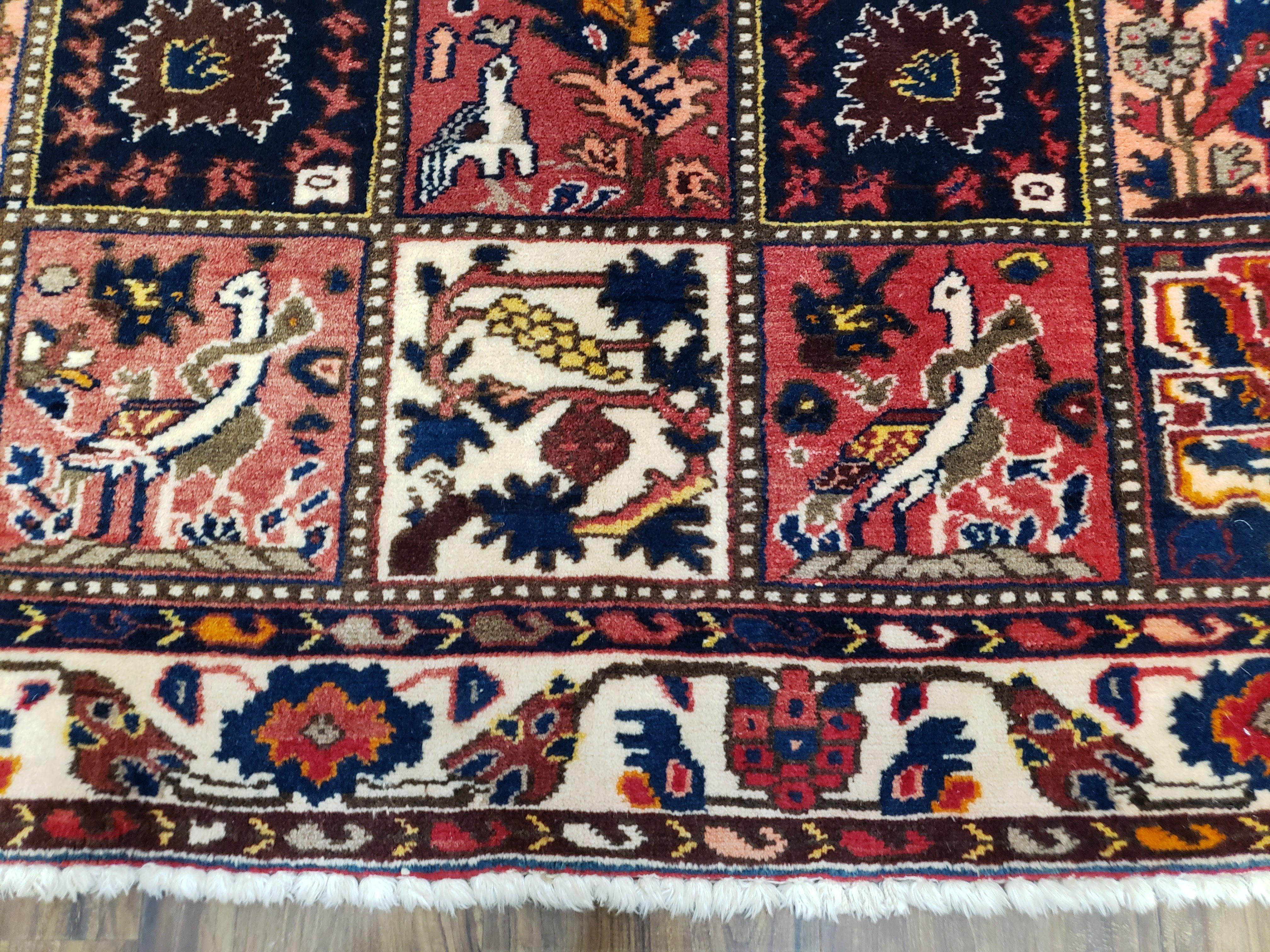 Antique Persian Bakhtiari Rug circa 1920s, Kheshti Panel Design, Wool, Hand-Knotted, 5'3" x 10'