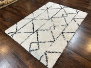 Modern Shag Rug 5x7, Ivory and Black Area Rug 5 x 7 ft