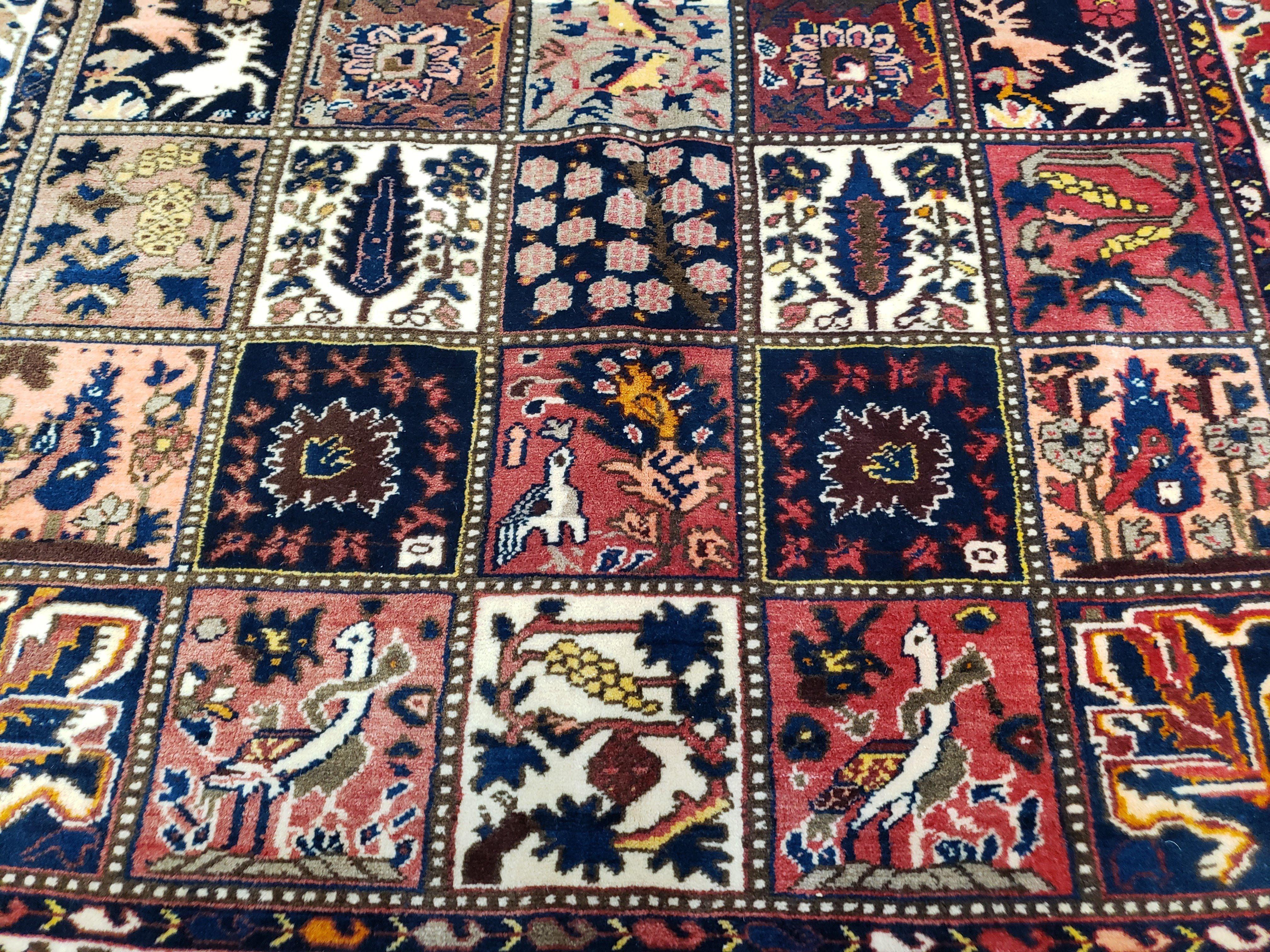 Antique Persian Bakhtiari Rug circa 1920s, Kheshti Panel Design, Wool, Hand-Knotted, 5'3" x 10'