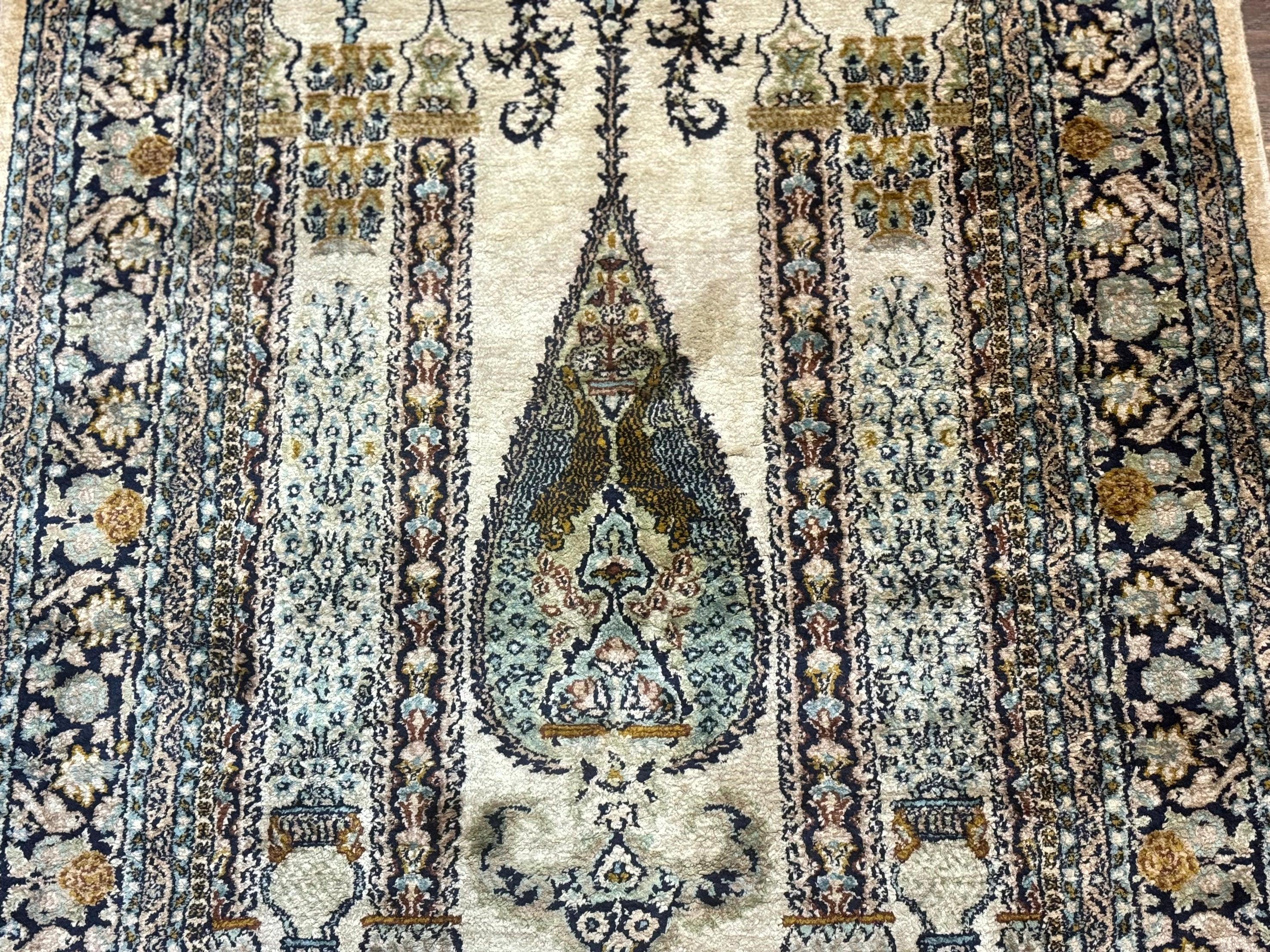 Silk Indian Kashmiri Rug 3x4, Very Fine 400 KPSI, Silk Prayer Rug, Handmade