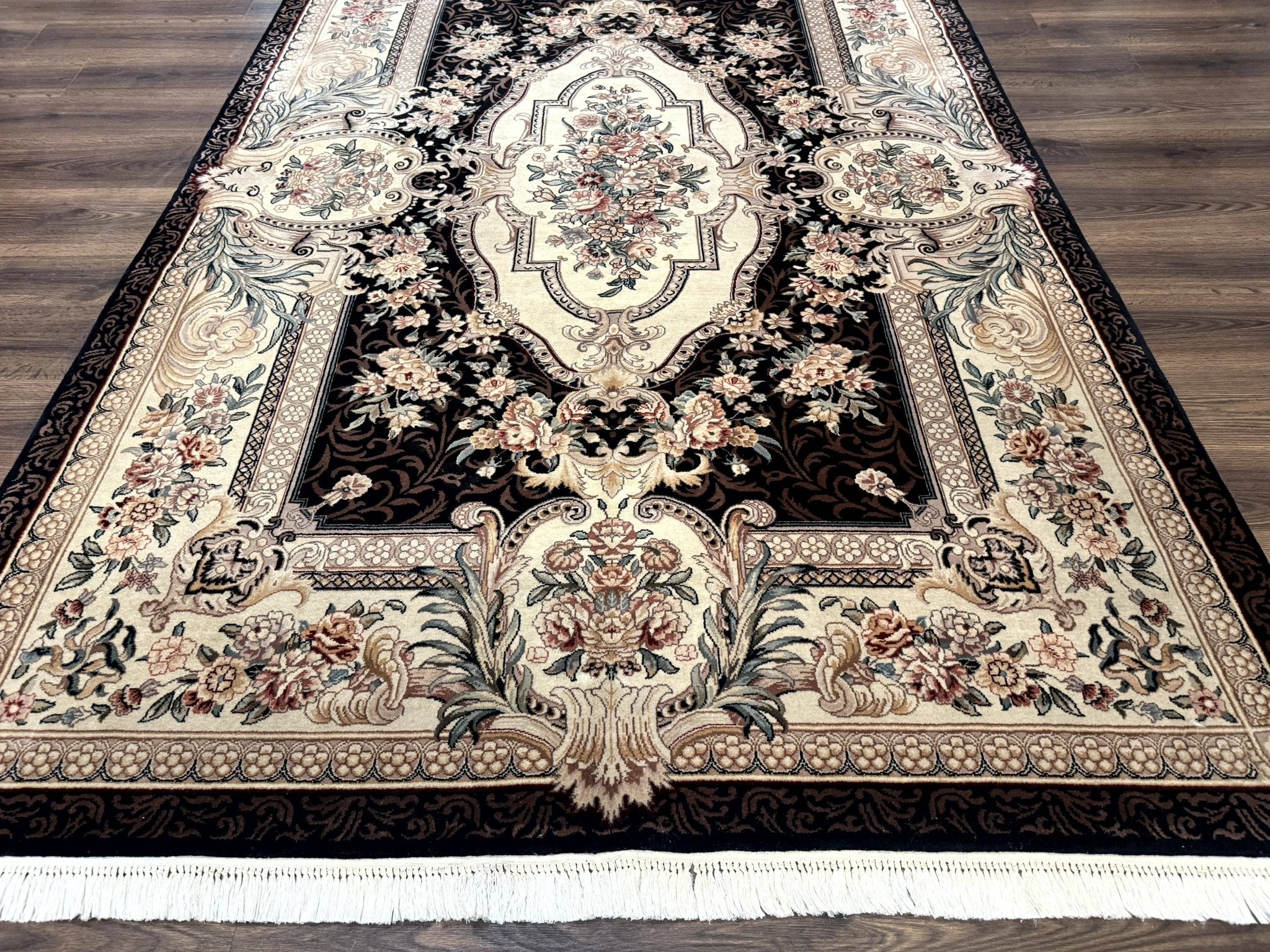Aubusson Rug 6x9, European Design, Fine 170 KPSI, Elegant Carpet - Jewel RugsShopify CollectiveHUNTEDFOX - Aubusson Rug 6x9, European Design, Fine 170 KPSI, Elegant Carpet