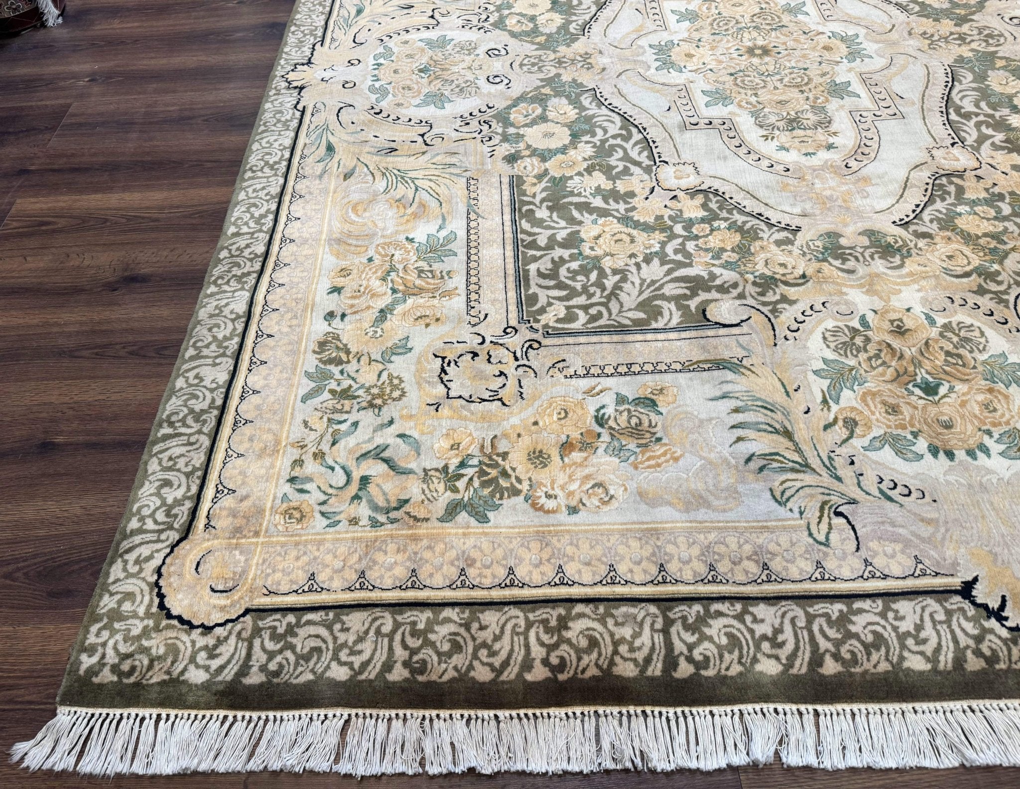 Aubusson Rug 8x10, Very Fine 225 KPSI, Floral, French European Design, Pakistani Carpet - Jewel RugsShopify CollectiveHUNTEDFOX - Aubusson Rug 8x10, Very Fine 225 KPSI, Floral, French European Design, Pakistani Carpet