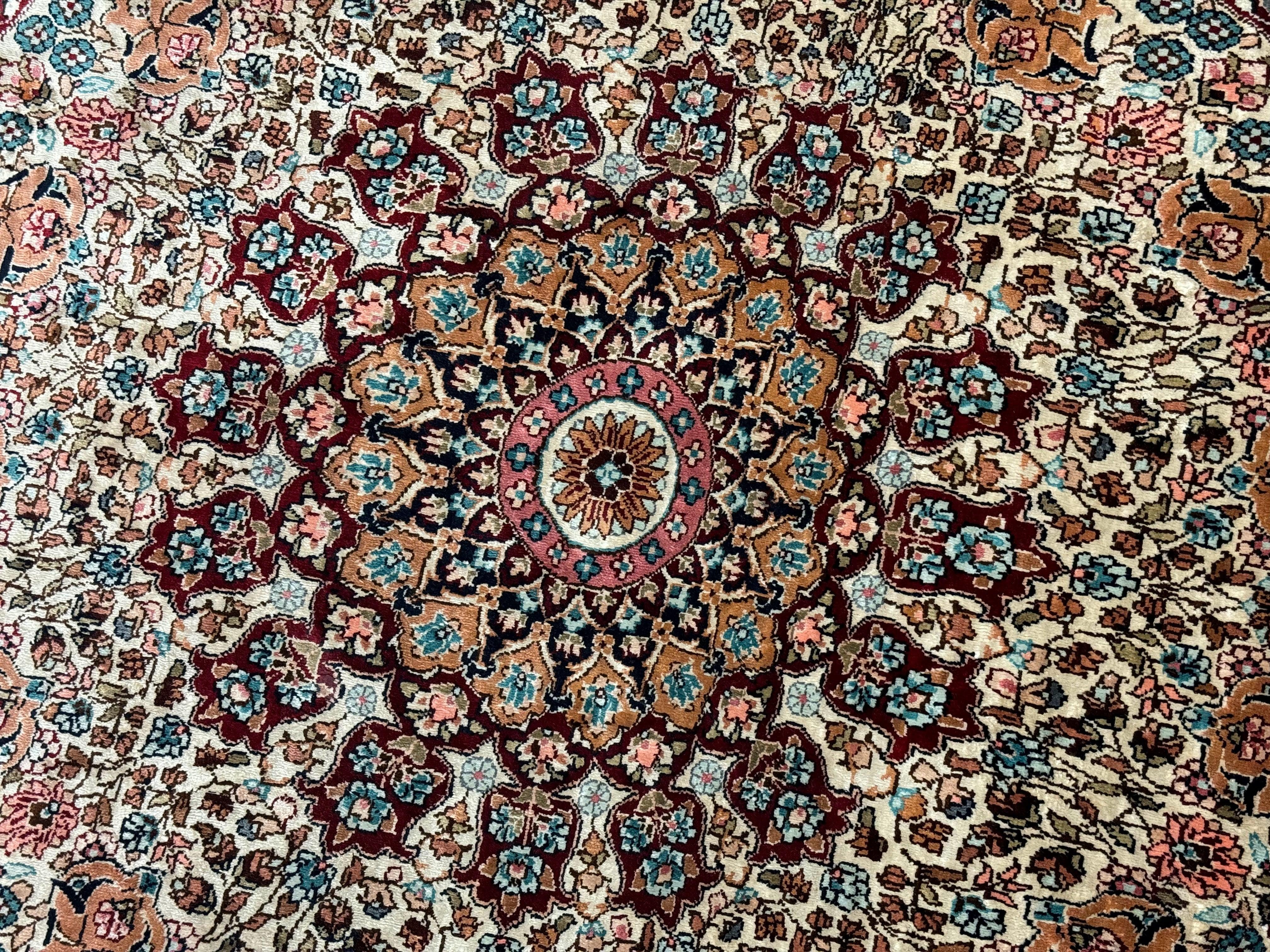 Round Silk Rug 3x3, Extremely Fine 580 KSPI, Sino Persian Round Handmade Carpet, Silk on Silk