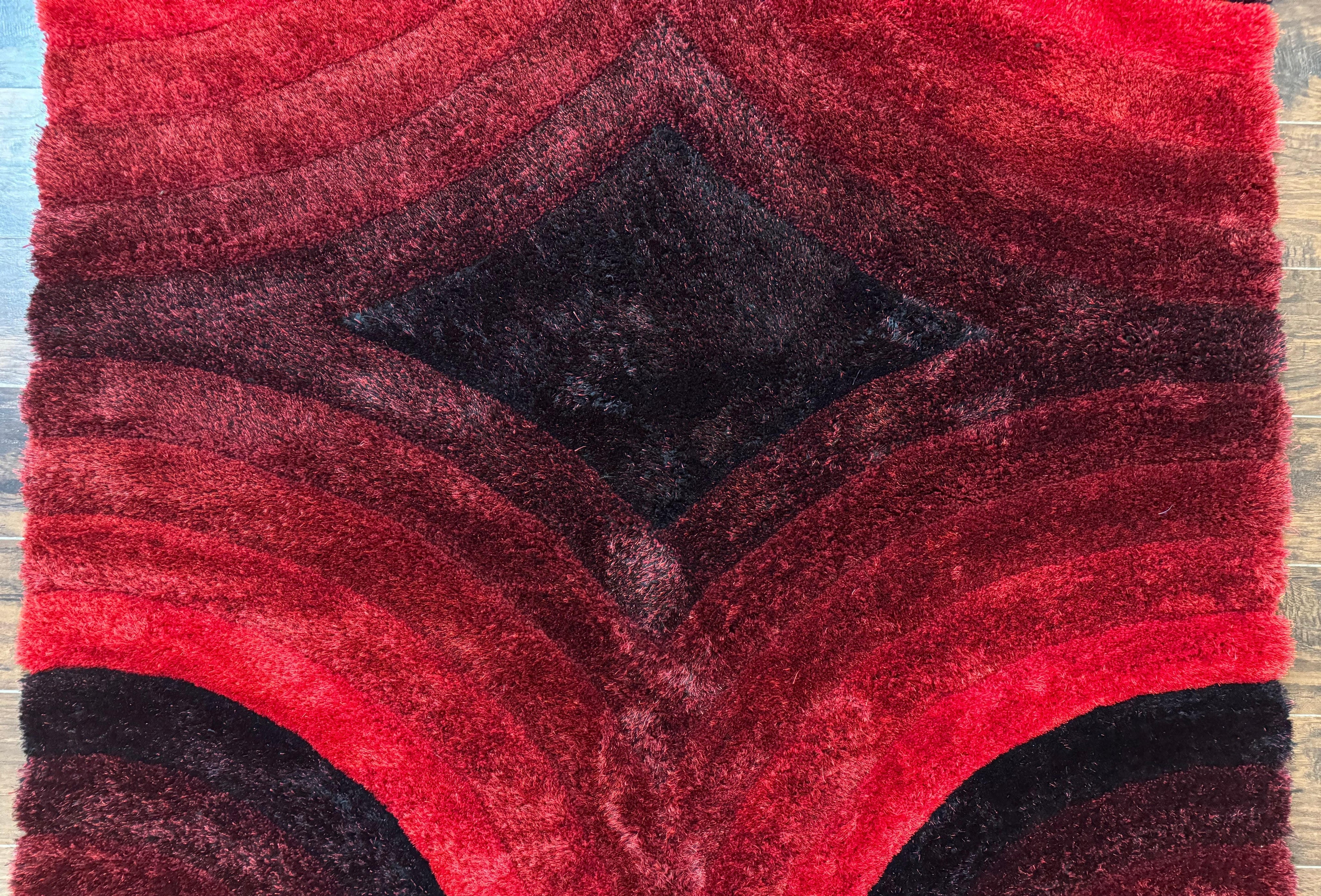 Red and Black Shag Rug 5x7, Pair A