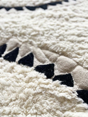 Black & White Serpentine Shag Rug - kidsPinkRugHUNTEDFOX - Black & White Serpentine Shag Rug