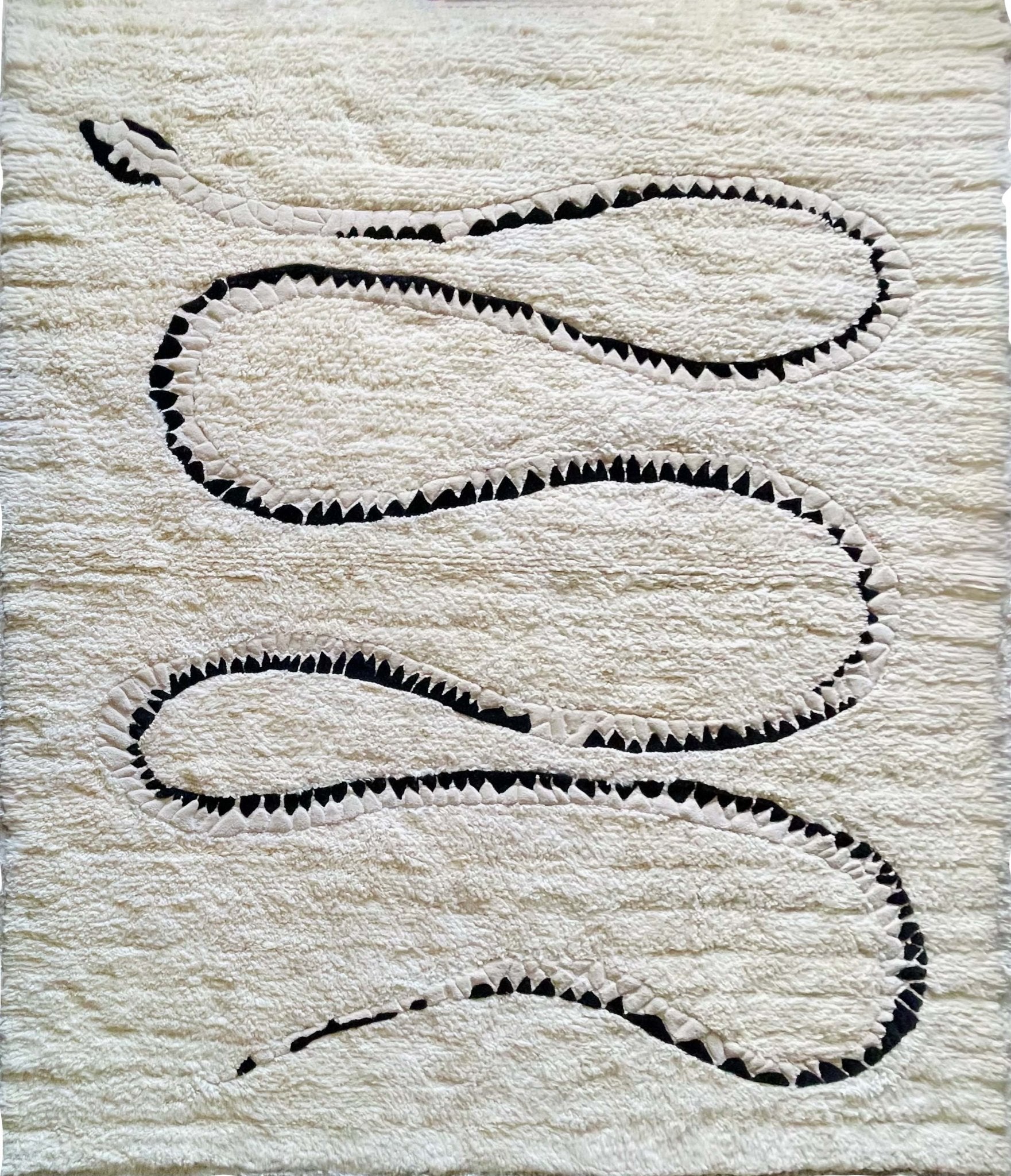 Black & White Serpentine Shag Rug - kidsPinkRugHUNTEDFOX - Black & White Serpentine Shag Rug