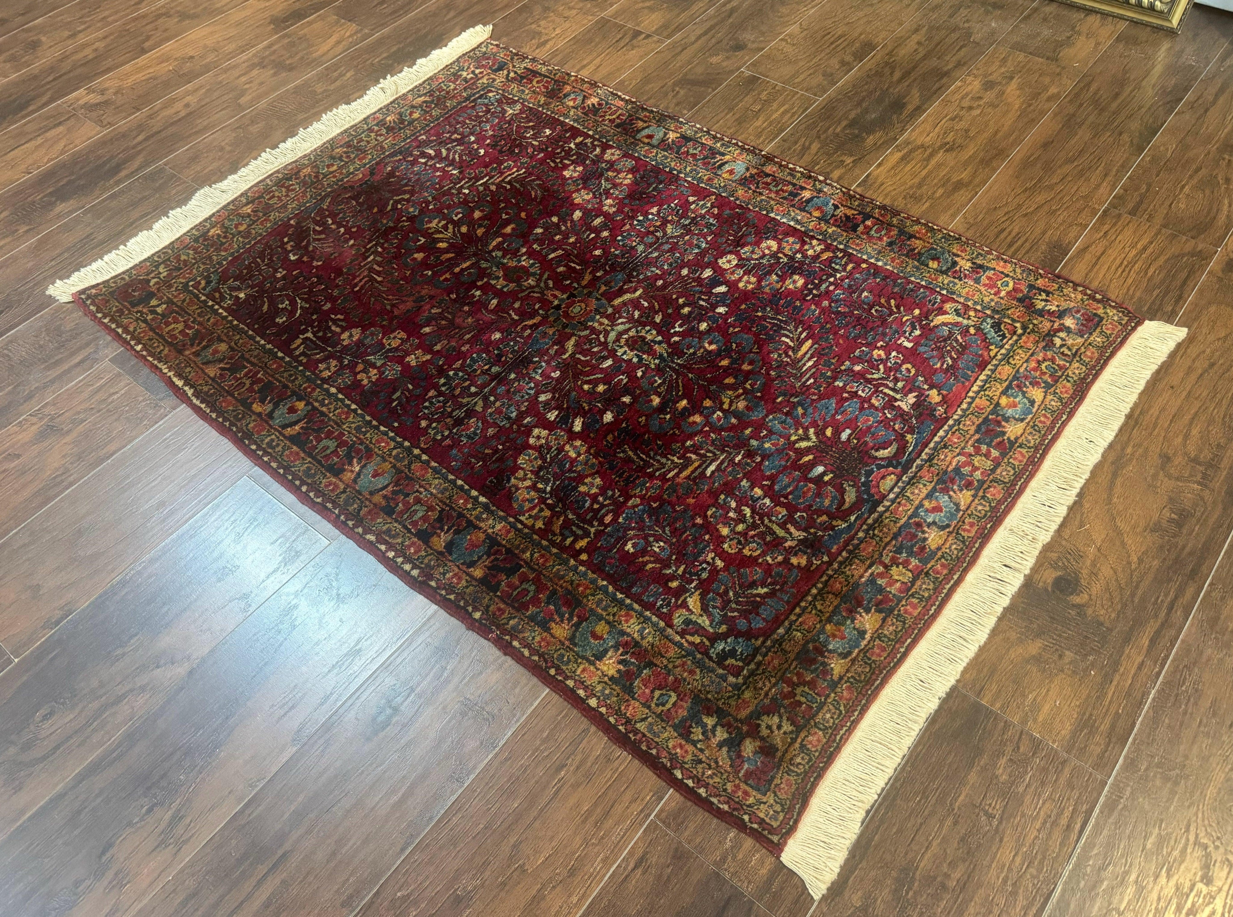 Antique Persian Sarouk Rug 3.6 x 5, Red, 1920s Persian Carpet