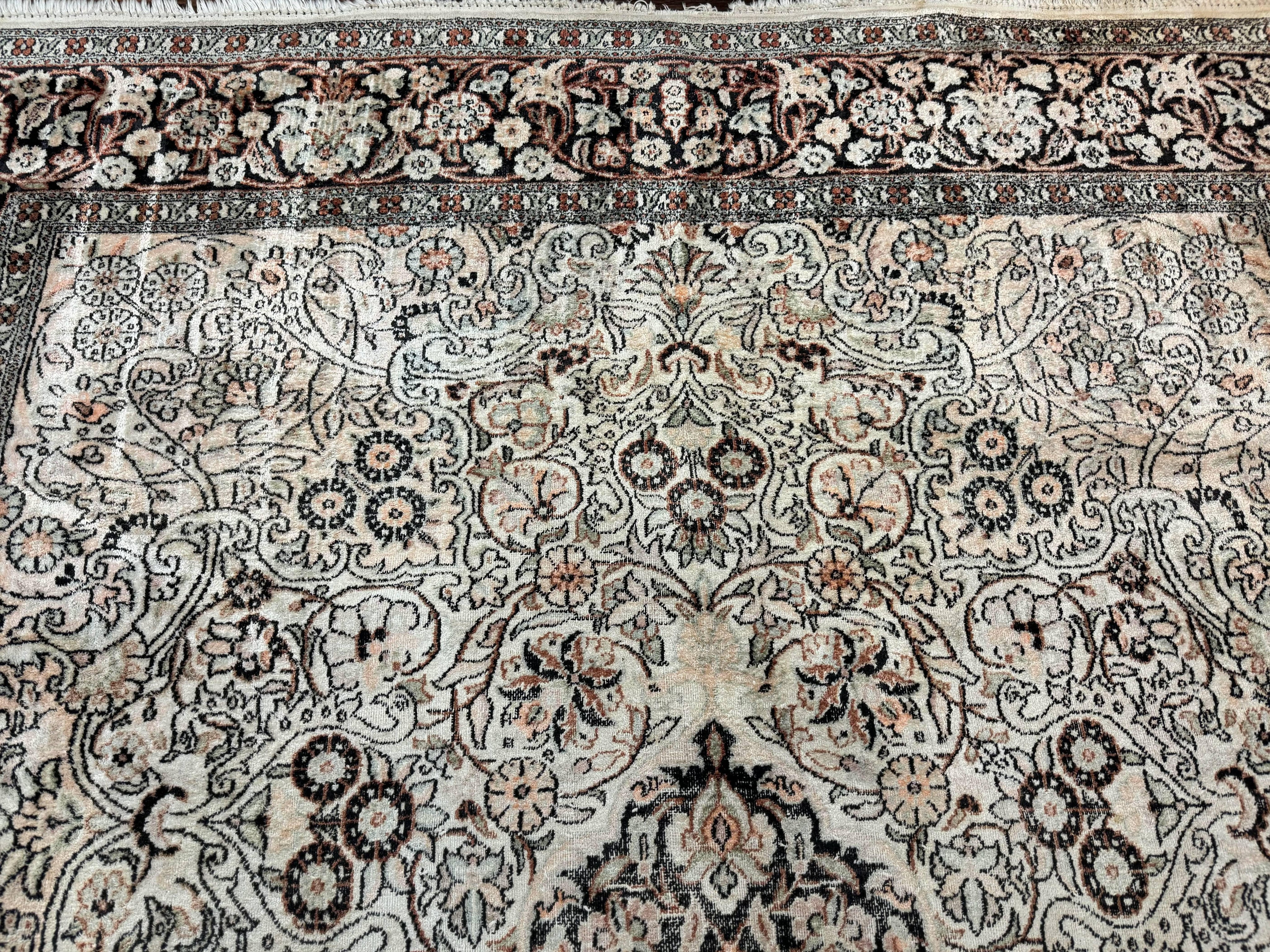 Silk Indian Kashmiri Rug 6x9