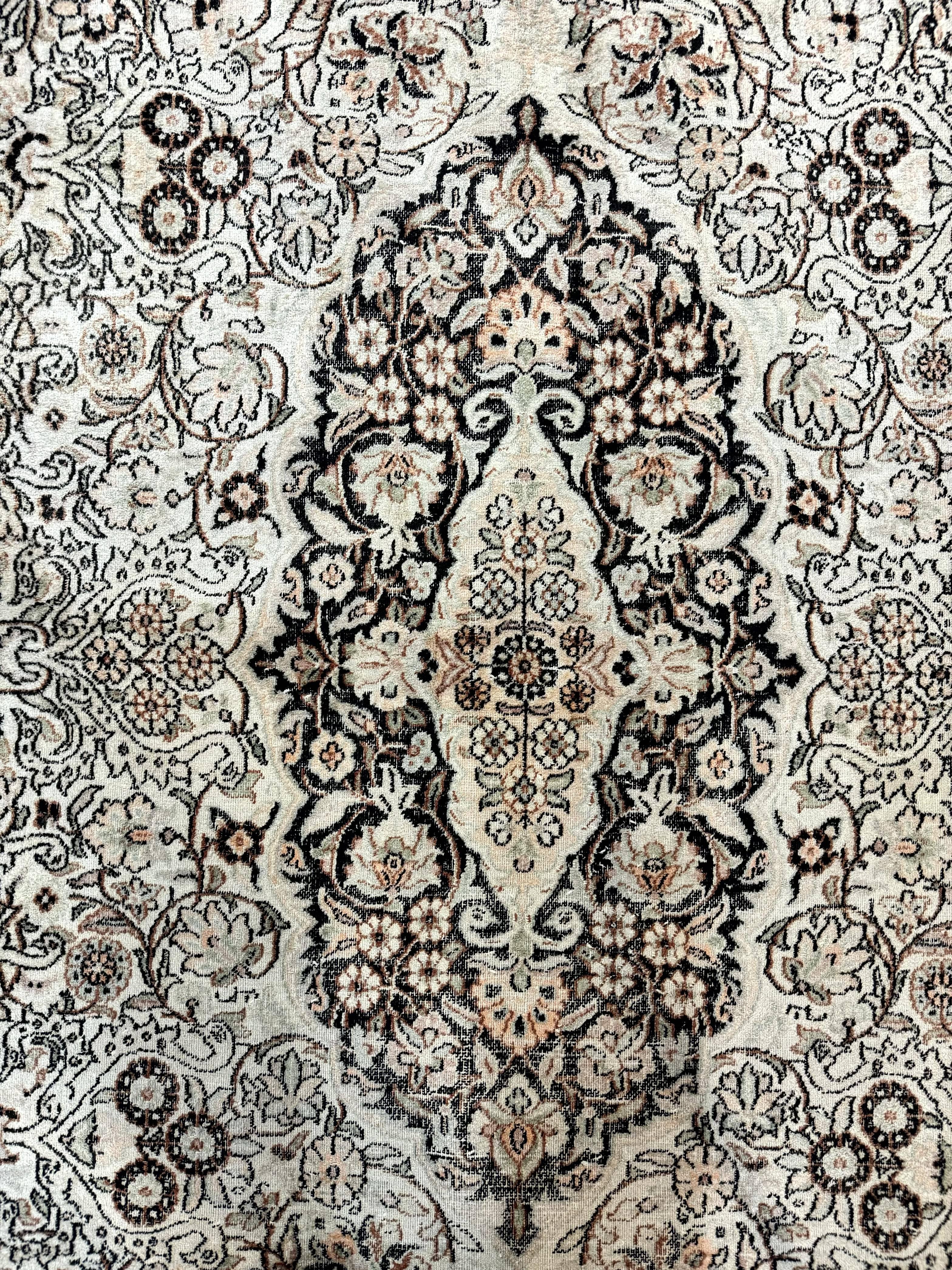 Silk Indian Kashmiri Rug 6x9