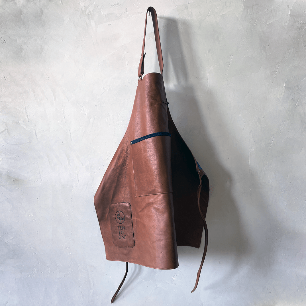 Custom Apron | Leather Bartender and Barista Aprons - H|F AtelierINDUSTRYneed verificationHUNTEDFOX - Custom Apron | Leather Bartender and Barista Aprons