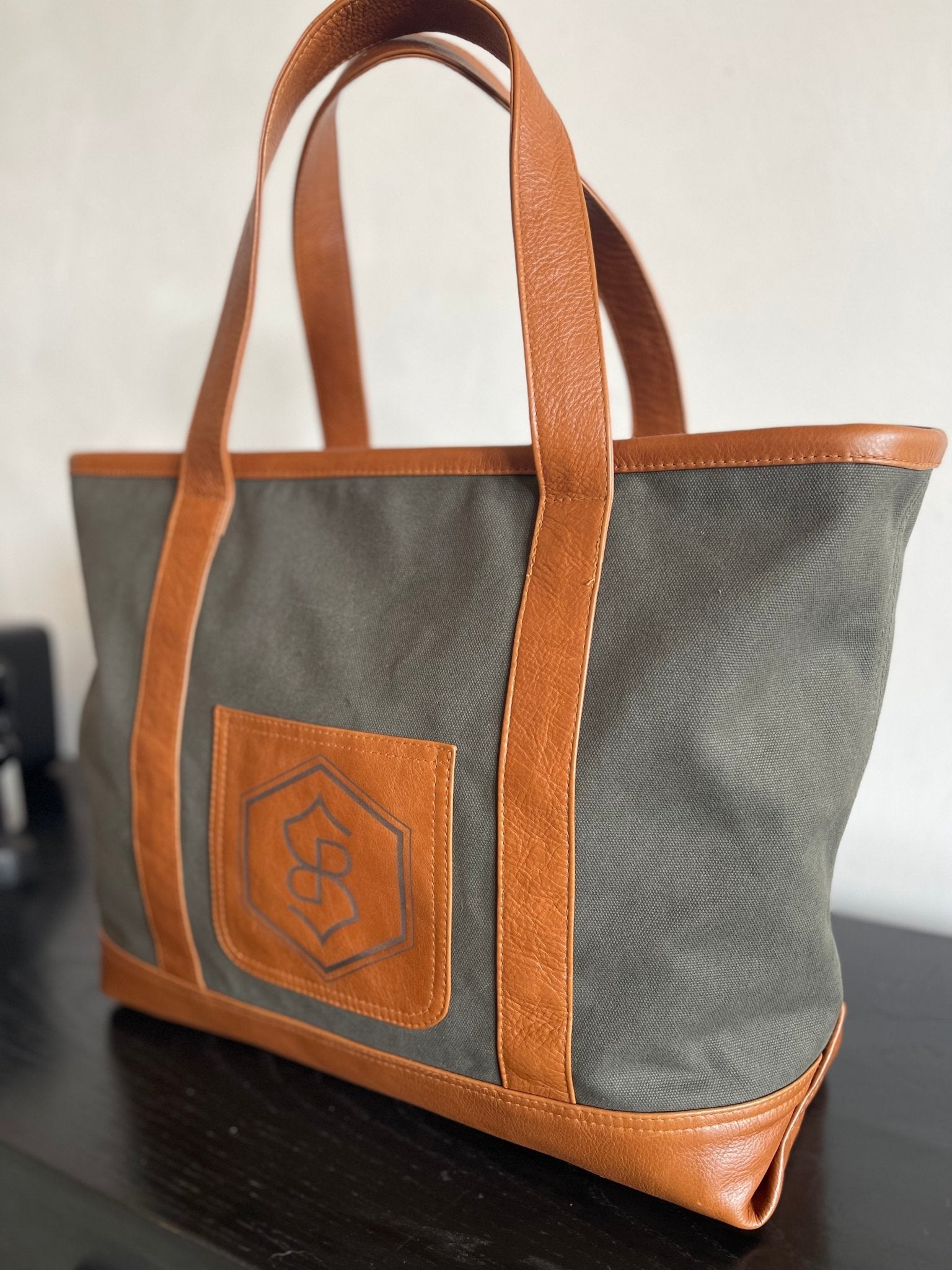 Custom Branded Leather &amp; Canvas Bag | Heavy Duty Canvas Bag - H|F AtelierINDUSTRYneed verificationHUNTEDFOX - Custom Branded Leather &amp; Canvas Bag | Heavy Duty Canvas Bag
