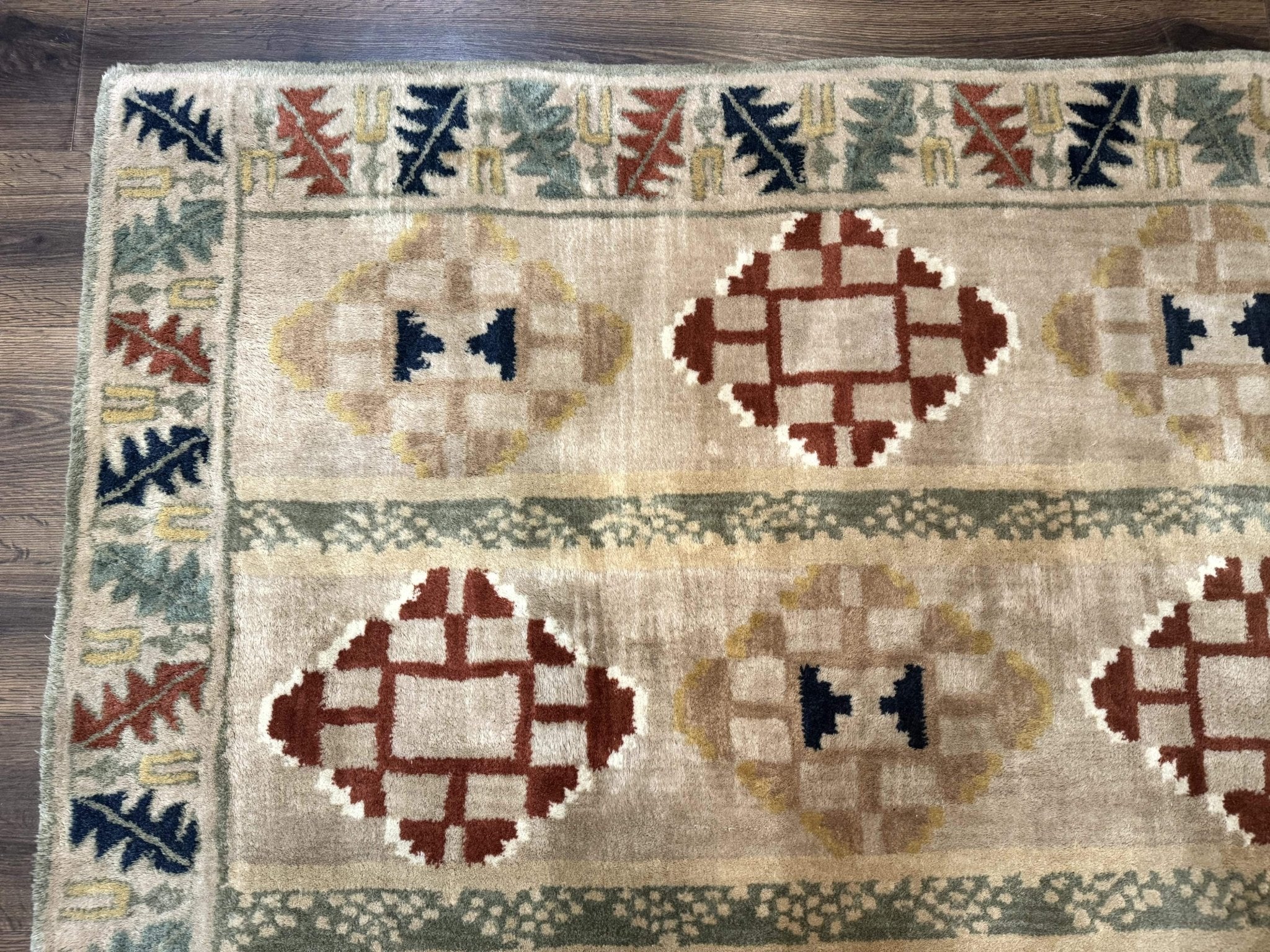 Geometric Design Area Rug 5x8, Beige and Rust Red - Jewel RugsShopify CollectiveHUNTEDFOX - Geometric Design Area Rug 5x8, Beige and Rust Red