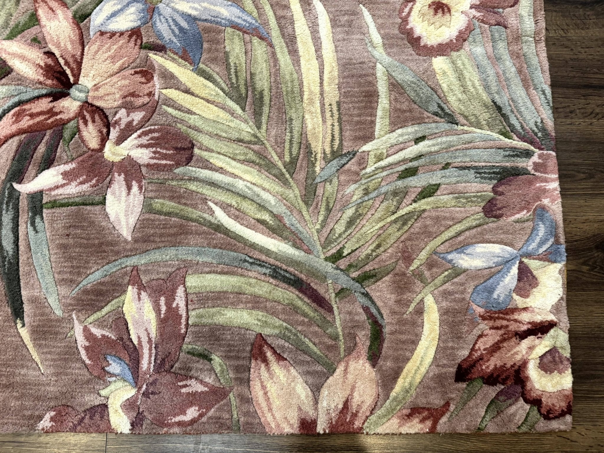 Hand Tufted Floral Rug 5x8, Light Rose Wool Carpet - Jewel RugsShopify CollectiveHUNTEDFOX - Hand Tufted Floral Rug 5x8, Light Rose Wool Carpet