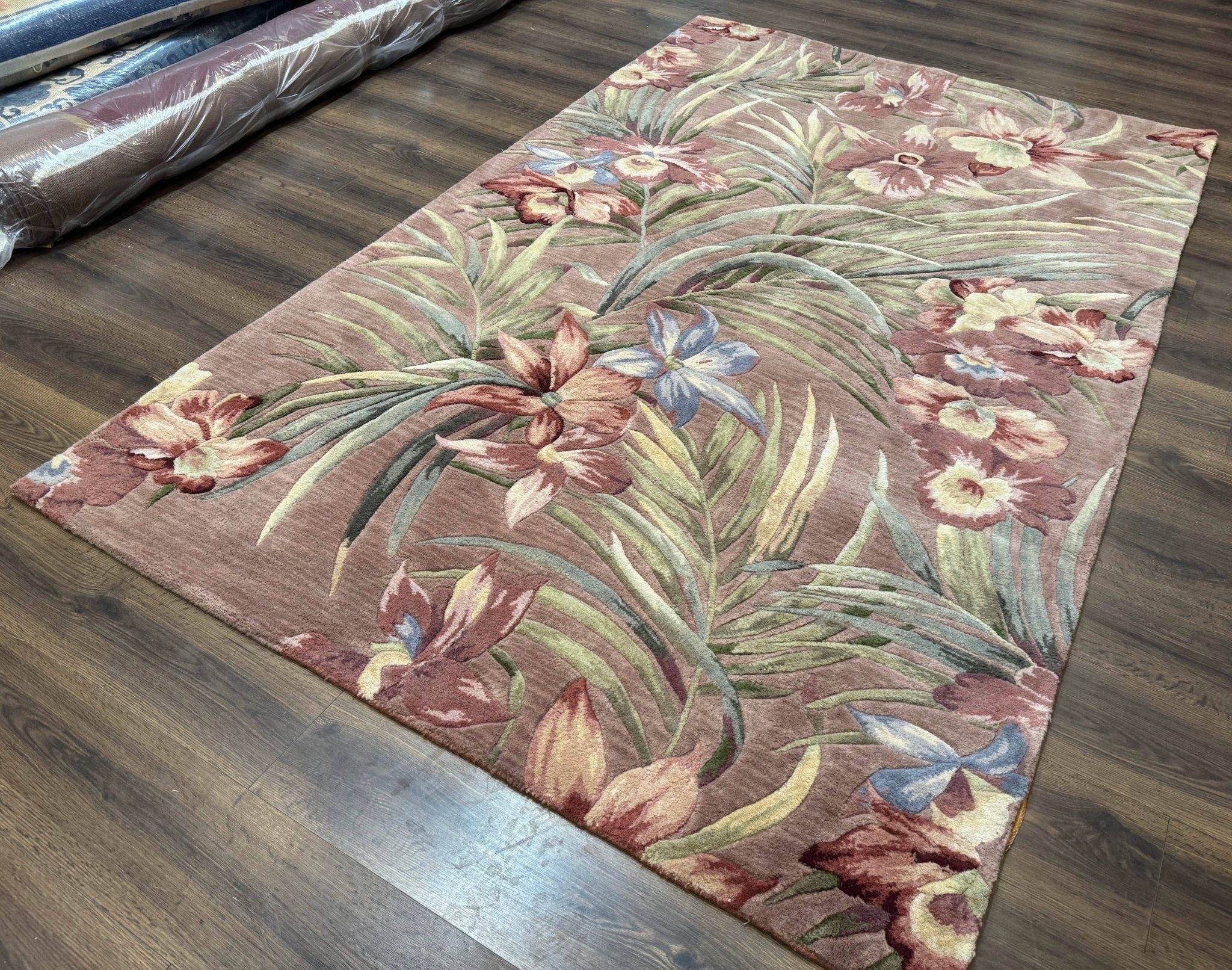 Hand Tufted Floral Rug 5x8, Light Rose Wool Carpet - Jewel RugsShopify CollectiveHUNTEDFOX - Hand Tufted Floral Rug 5x8, Light Rose Wool Carpet