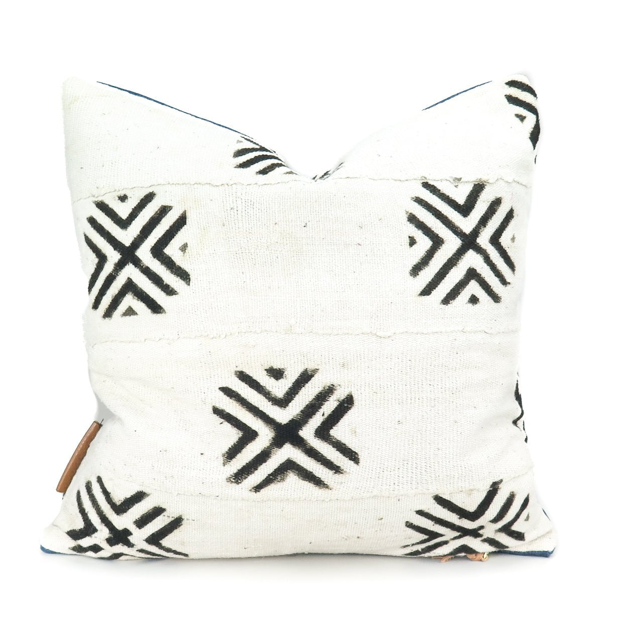 Handwoven Black and White Mudcloth Pillow | Geometric Tribal Accent - 2020Black & WhiteFACEBOOKHUNTEDFOX - black - and - white - geometric - mudcloth - pillow