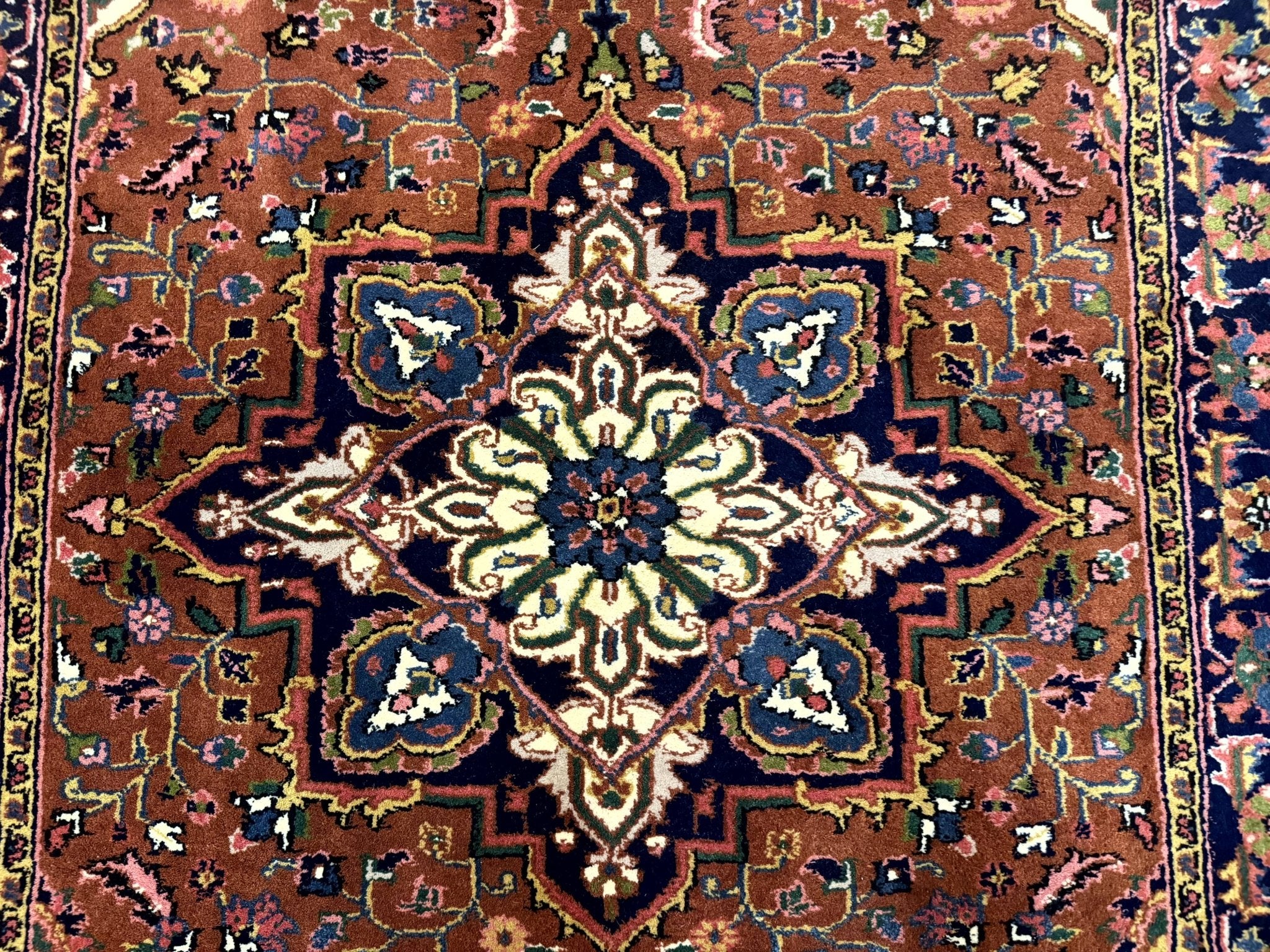 Indo Persian Heriz Rug 4x6, Rust Red Navy Blue and Cream - Jewel RugsShopify CollectiveHUNTEDFOX - Indo Persian Heriz Rug 4x6, Rust Red Navy Blue and Cream