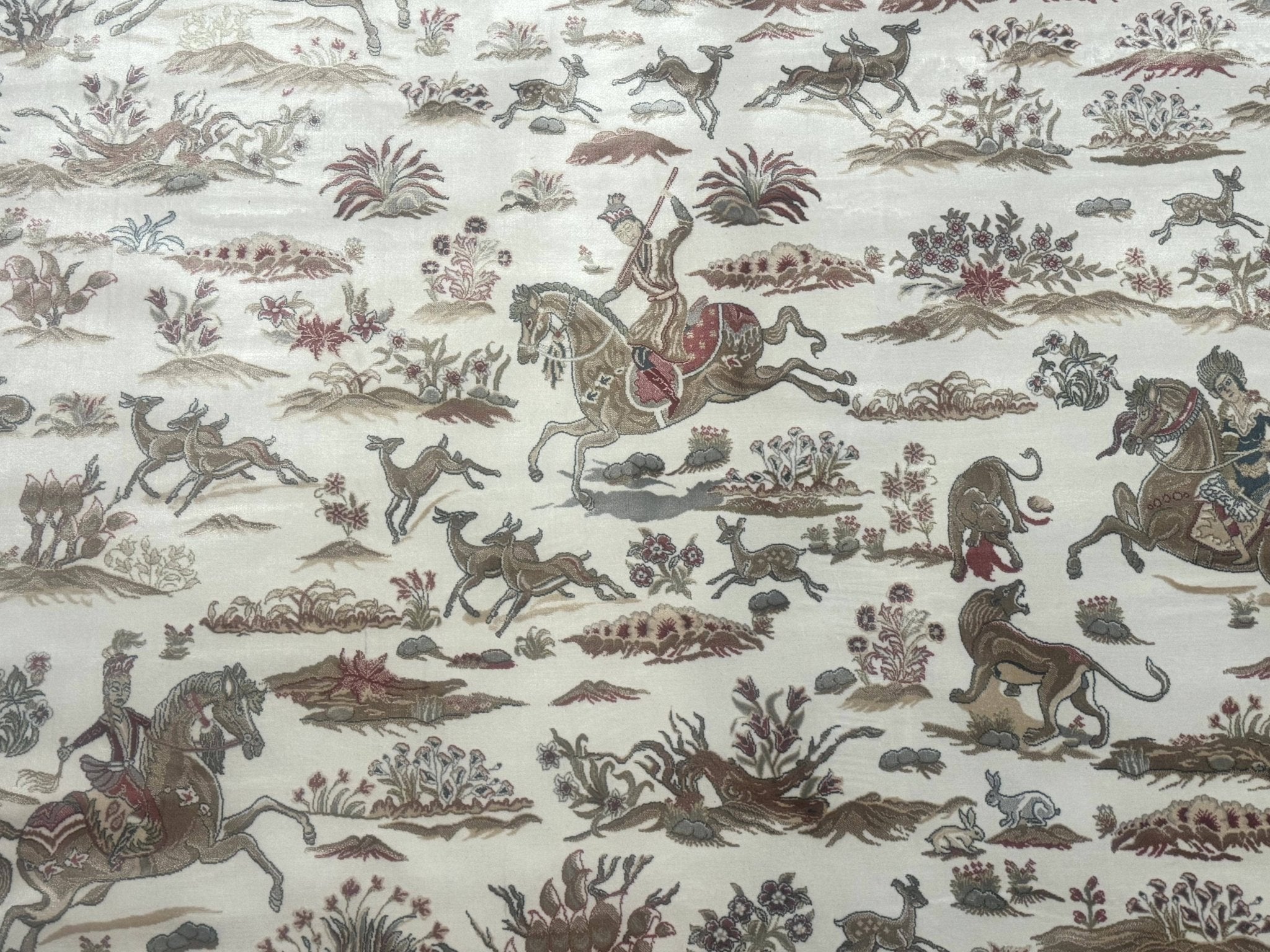 Large Turkish Silk Rug 8x10, Ivory, Hunting Design, Bamboo Silk, New - Jewel RugsShopify CollectiveHUNTEDFOX - Large Turkish Silk Rug 8x10, Ivory, Hunting Design, Bamboo Silk, New