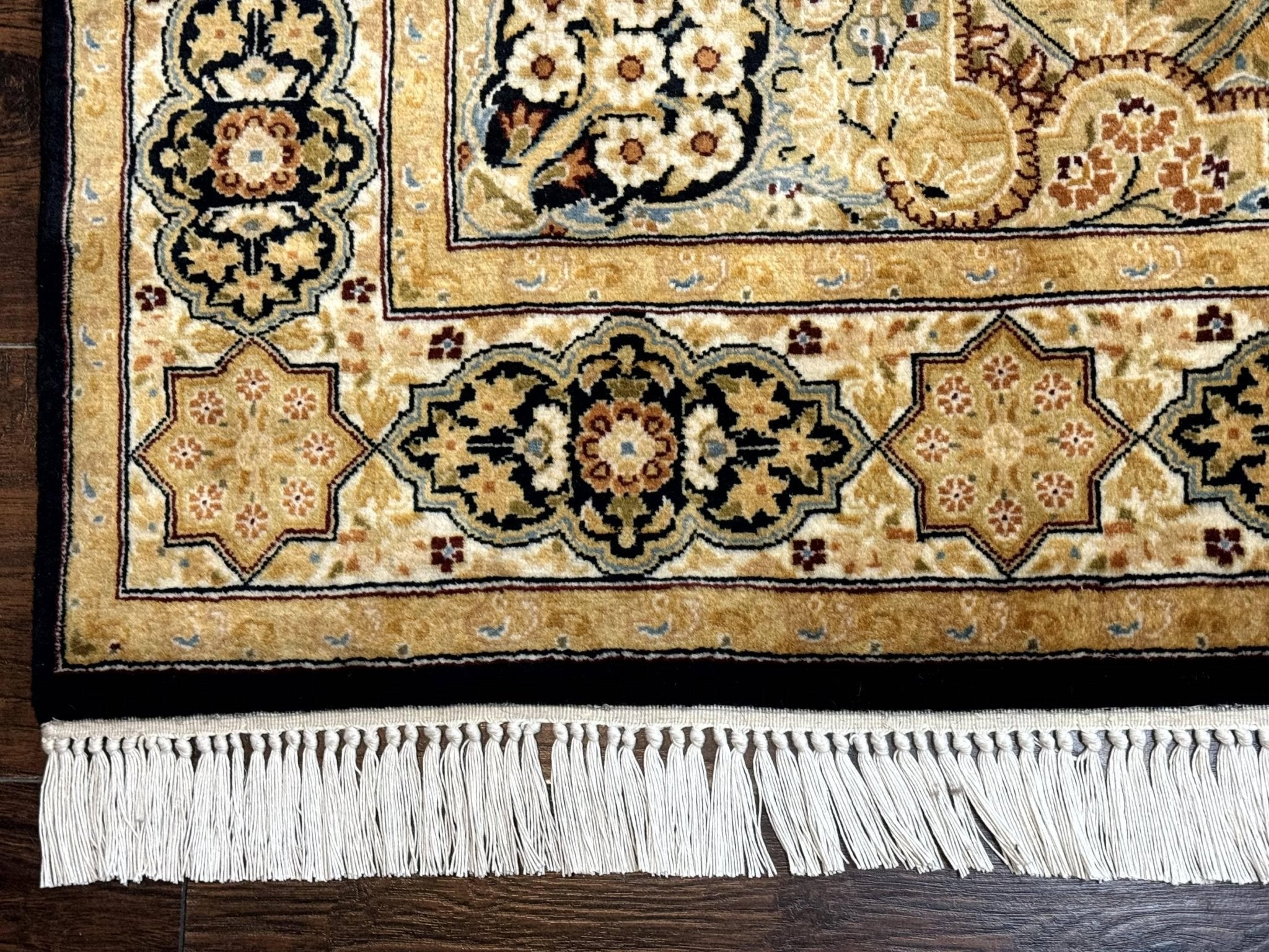 Pak Persian Rug 4x6, Panel Design - Jewel RugsShopify CollectiveHUNTEDFOX - Pak Persian Rug 4x6, Panel Design