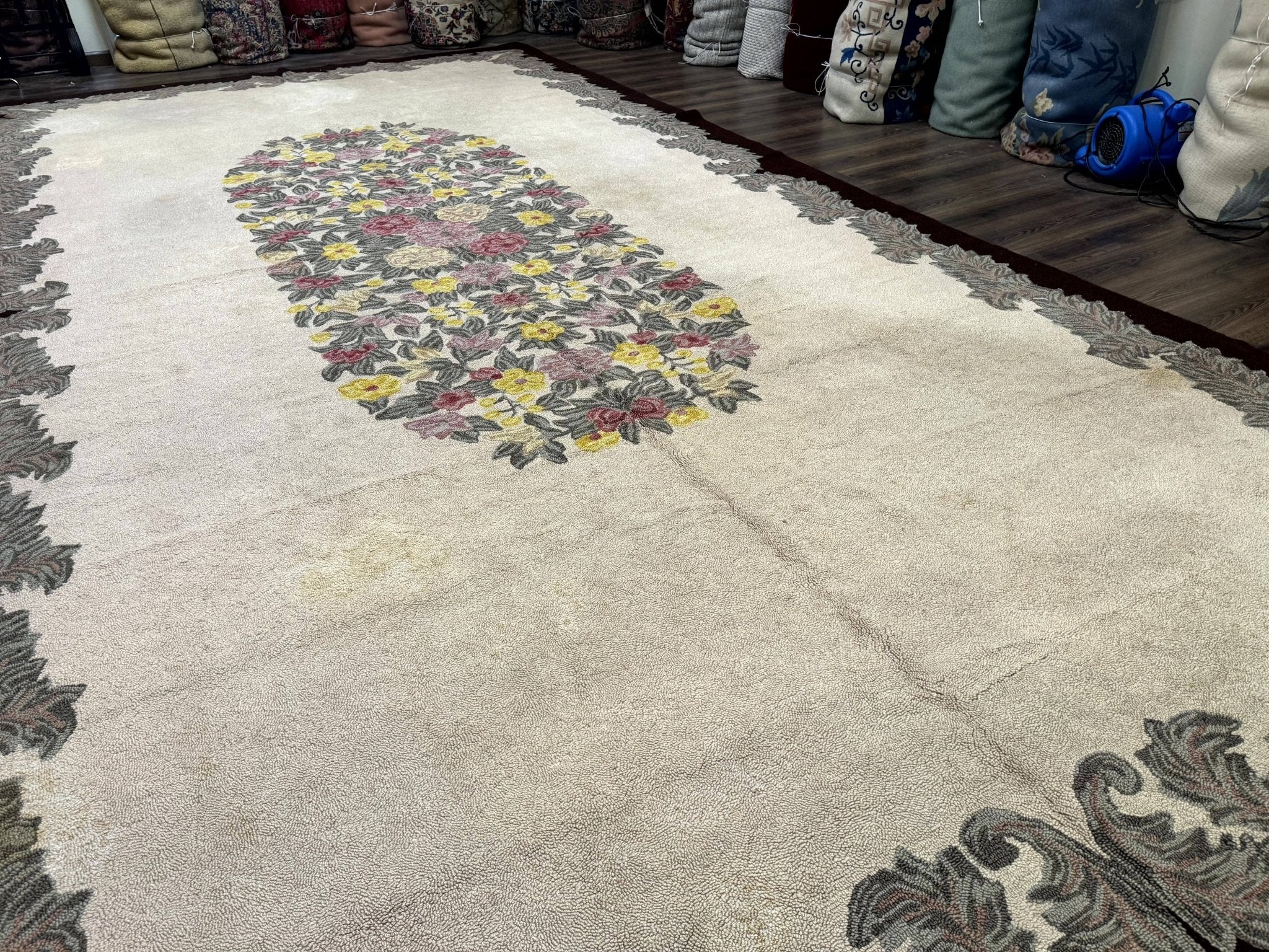 Palace Size American Hooked Rug 11x20 Aubusson Style Ivory - Jewel RugsShopify CollectiveHUNTEDFOX - Palace Size American Hooked Rug 11x20 Aubusson Style Ivory