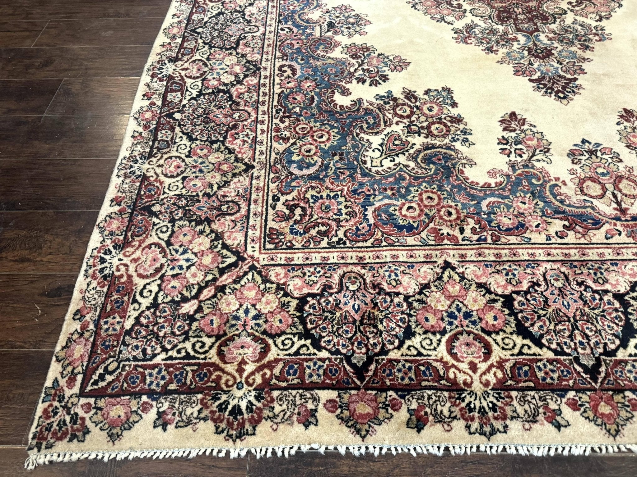 Persian Sarouk Rug 9x12, Ivory & Blue, Semi Open Field - Jewel RugsShopify CollectiveHUNTEDFOX - Persian Sarouk Rug 9x12, Ivory & Blue, Semi Open Field
