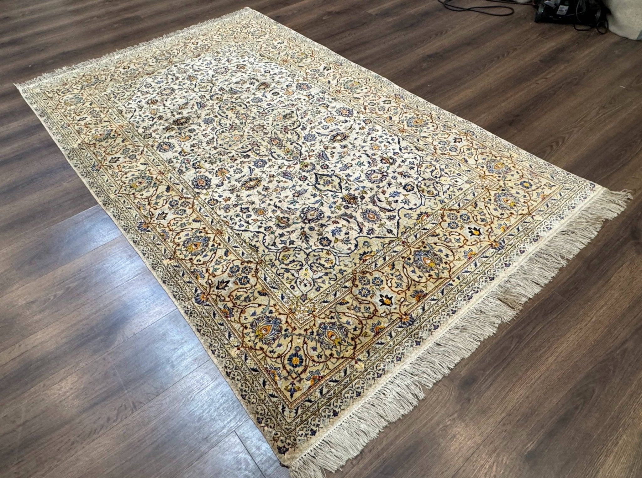 Rare Silk Persian Kashan Rug 4.6 x 7, Antique Fine 310 KPSI, Ivory - Jewel RugsShopify CollectiveHUNTEDFOX - Rare Silk Persian Kashan Rug 4.6 x 7, Antique Fine 310 KPSI, Ivory