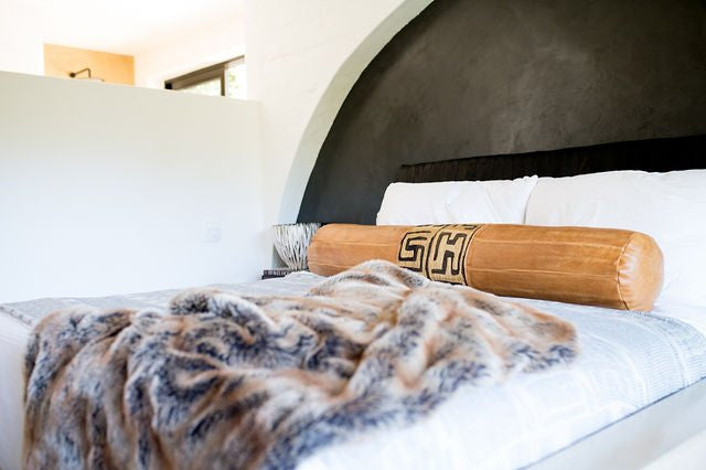 Wall Mount Bed | Black Modern Leather Headboard | Luxury Panel Design - BlackfurnitureheadboardHUNTEDFOX - Wall Mount Bed | Black Modern Leather Headboard | Luxury Panel Design