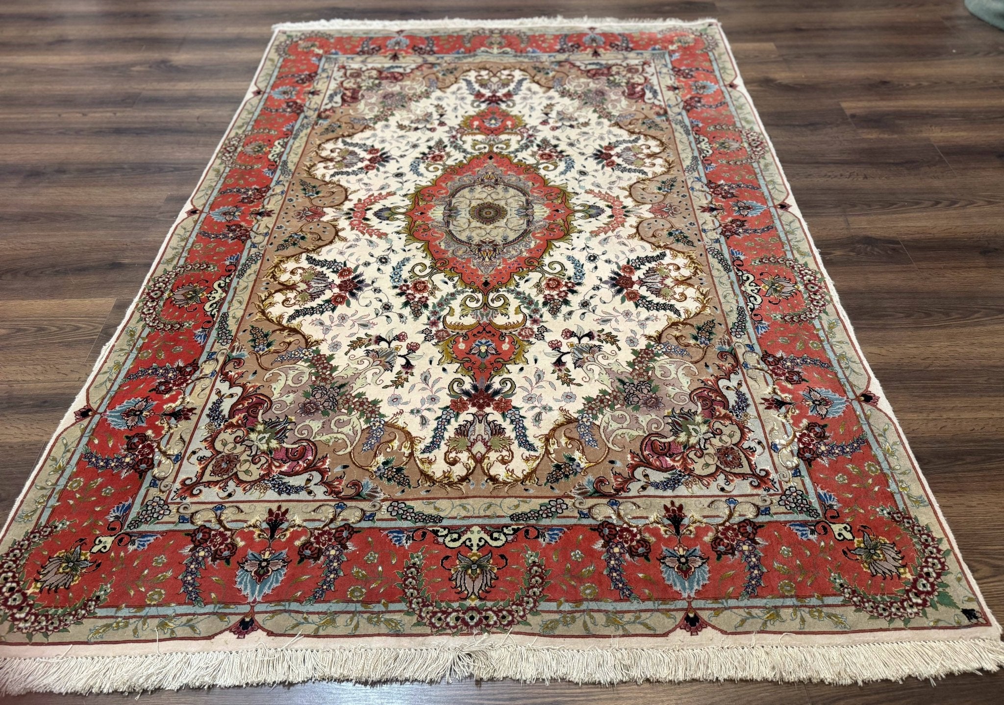 Wonderful Persian Tabriz Rug 5x7, Very Fine 440 KPSI, Ivory and Coral, Rare - Jewel RugsShopify CollectiveHUNTEDFOX - Wonderful Persian Tabriz Rug 5x7, Very Fine 440 KPSI, Ivory and Coral, Rare