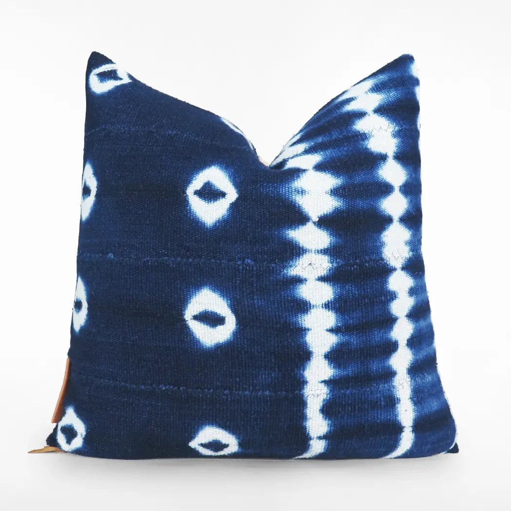Dark Blue &amp; White Shibori Tie Dye Cushion - H U N T E D F O X