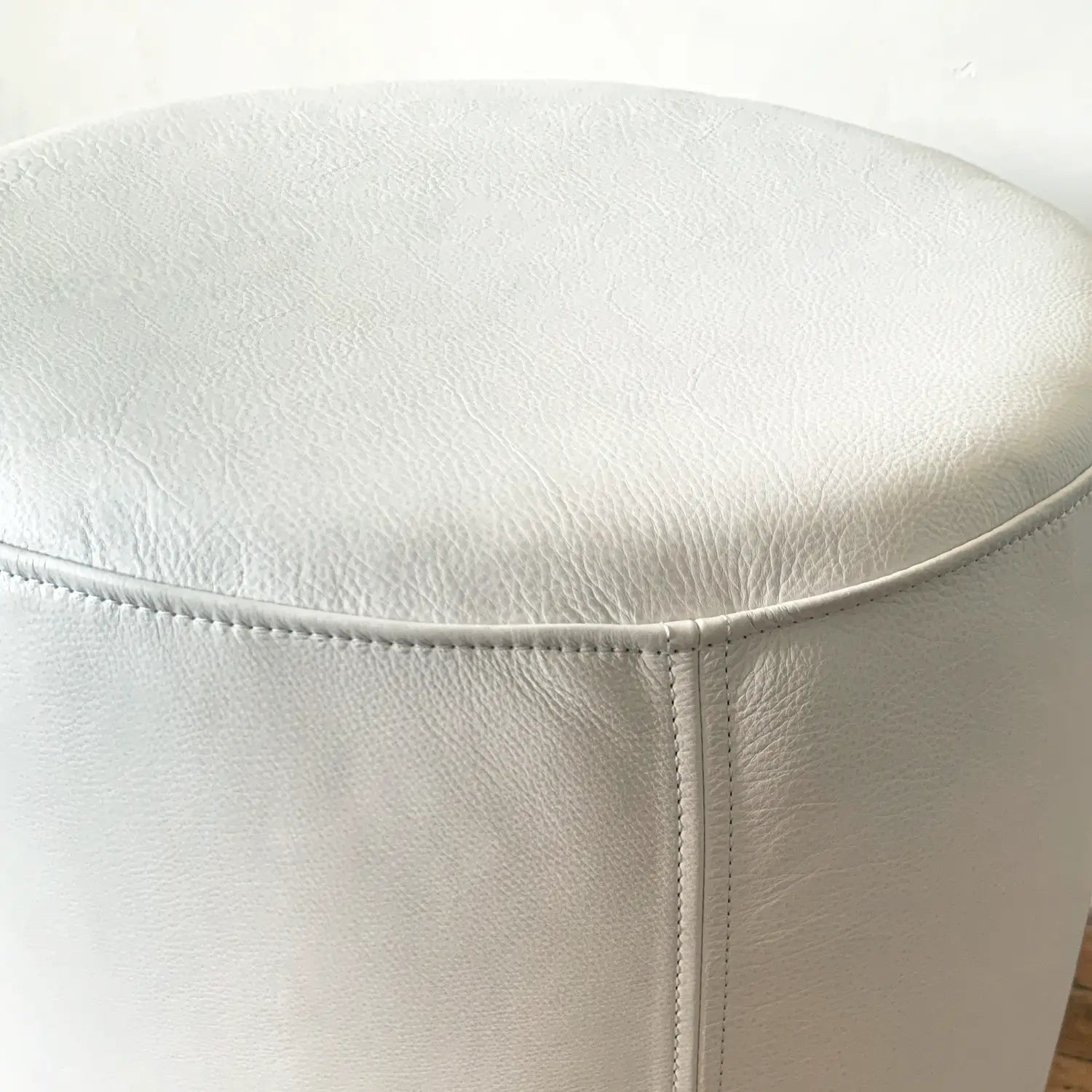 Round Leather Ottoman Pouf | White H U N T E D F O X