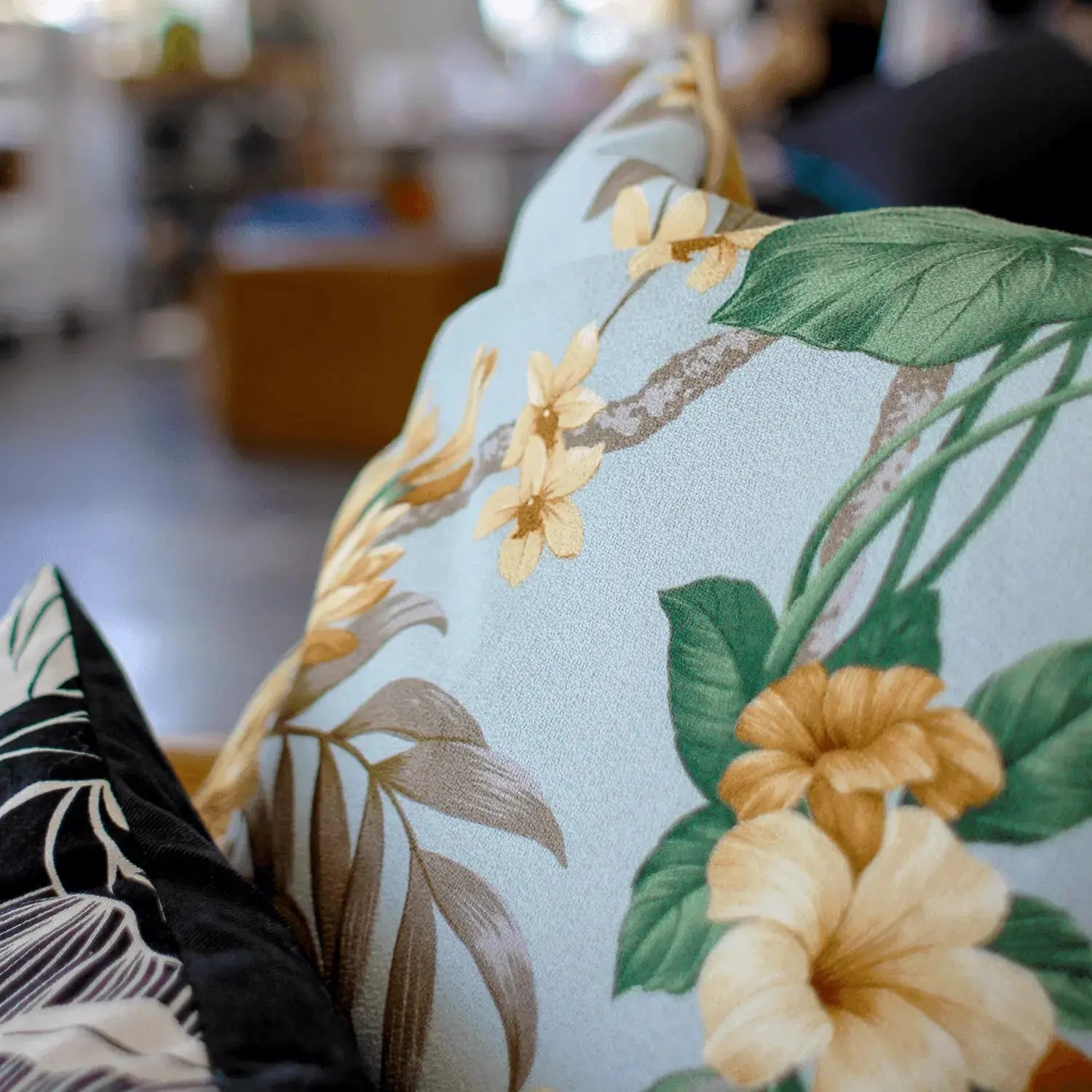 Tropical Floral Accent Pillow - HUNTEDFOX